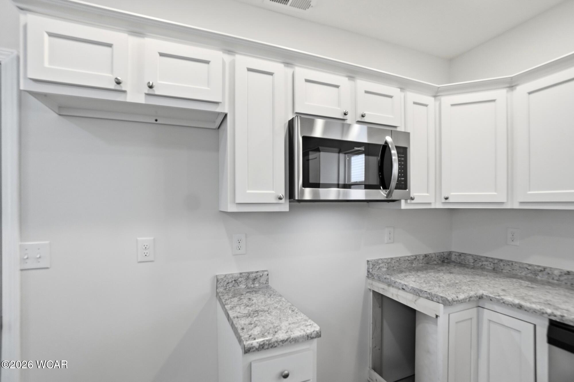 852 Faurot Avenue, Lima, Ohio