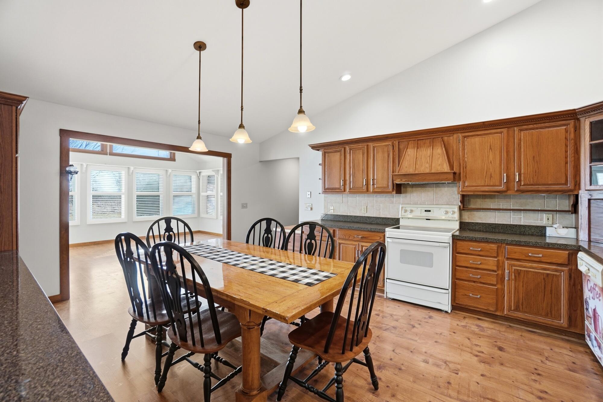 1398 Elizabeth Court, Springfield, Ohio 45503