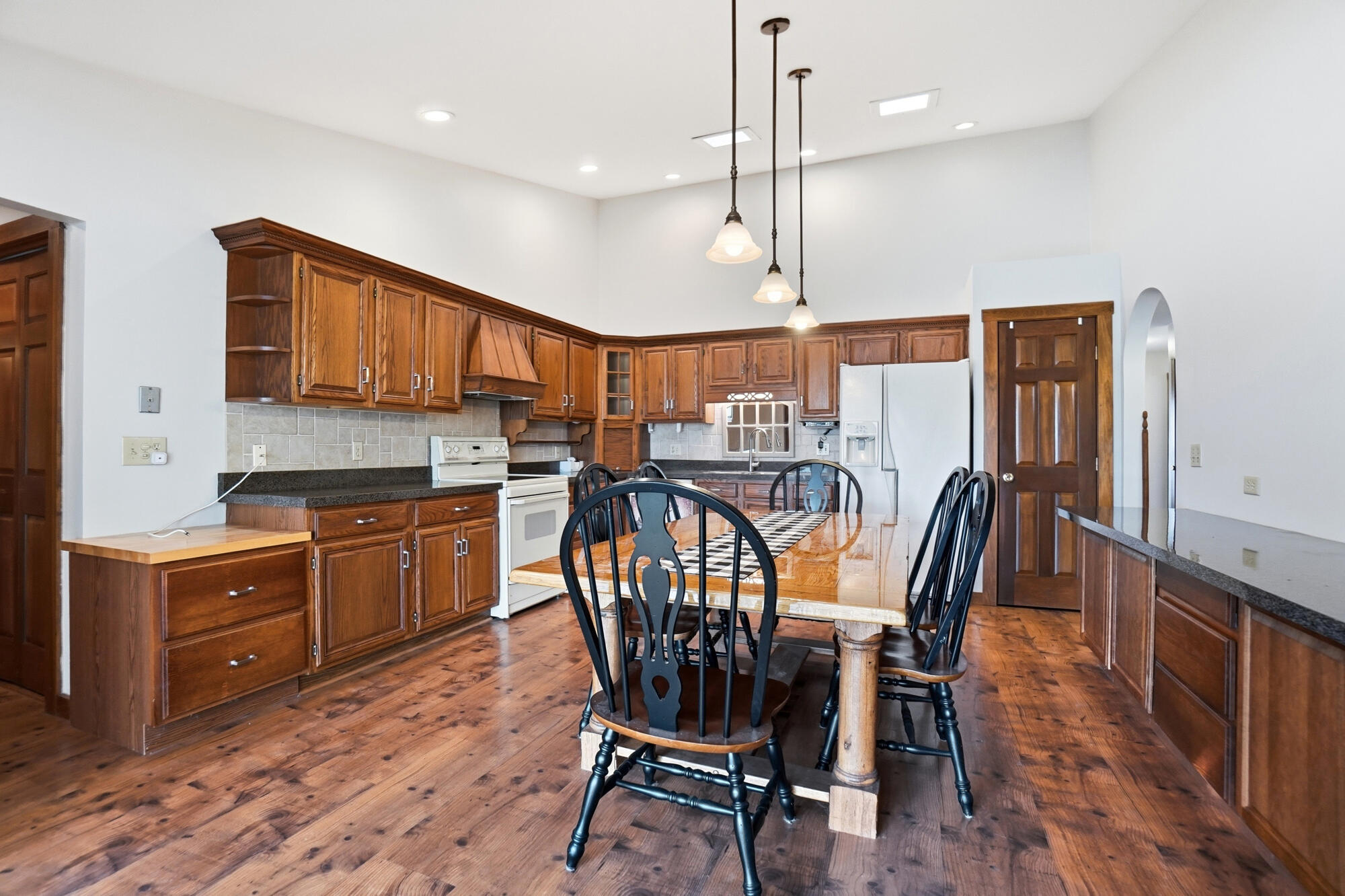 1398 Elizabeth Court, Springfield, Ohio 45503