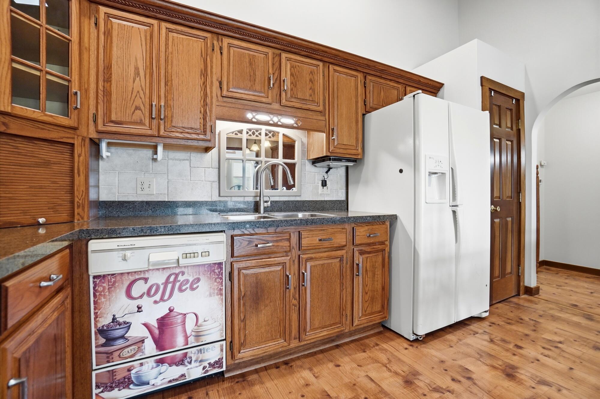 1398 Elizabeth Court, Springfield, Ohio 45503