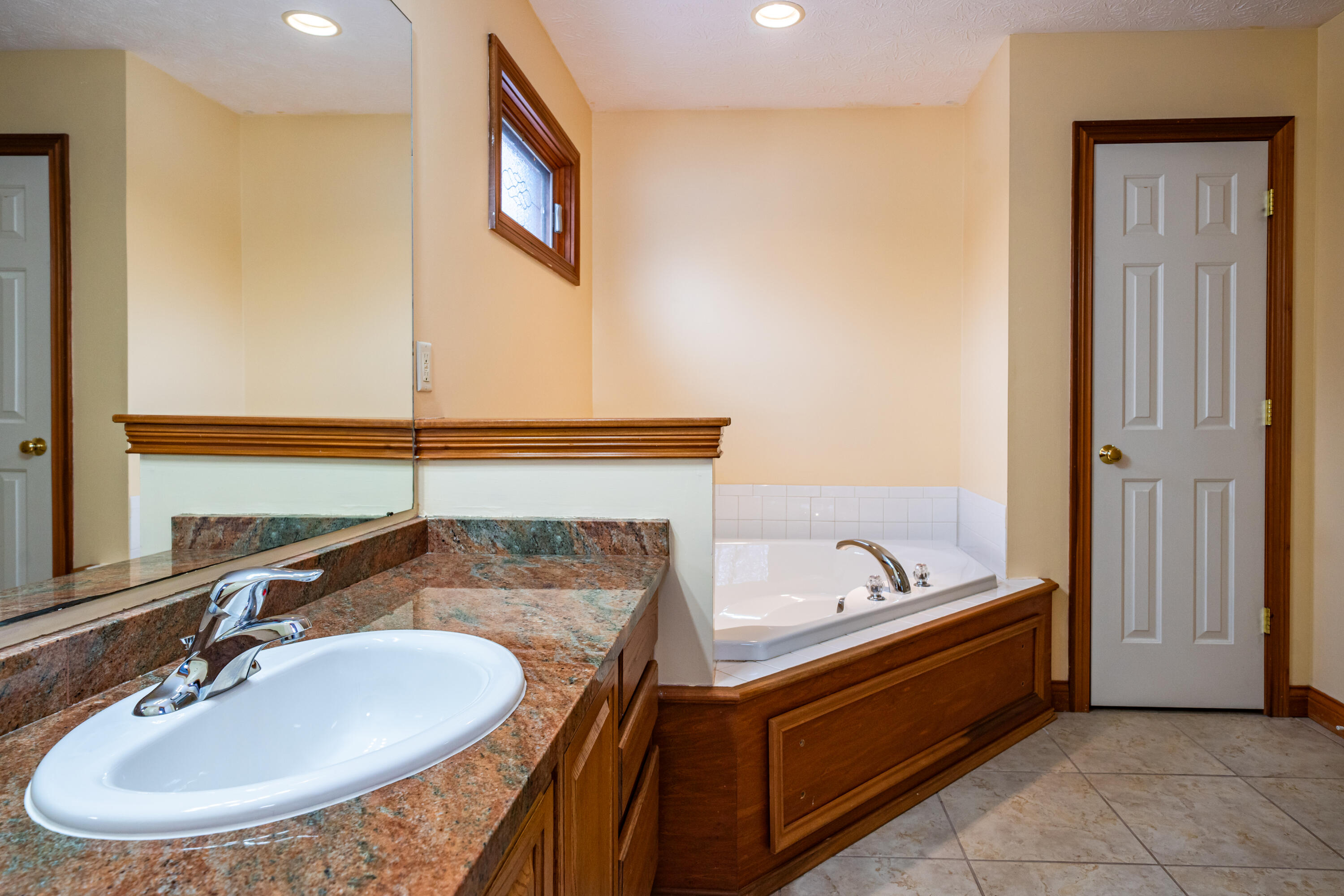 6350 Charlotte Court, Huber Heights, Ohio 45424