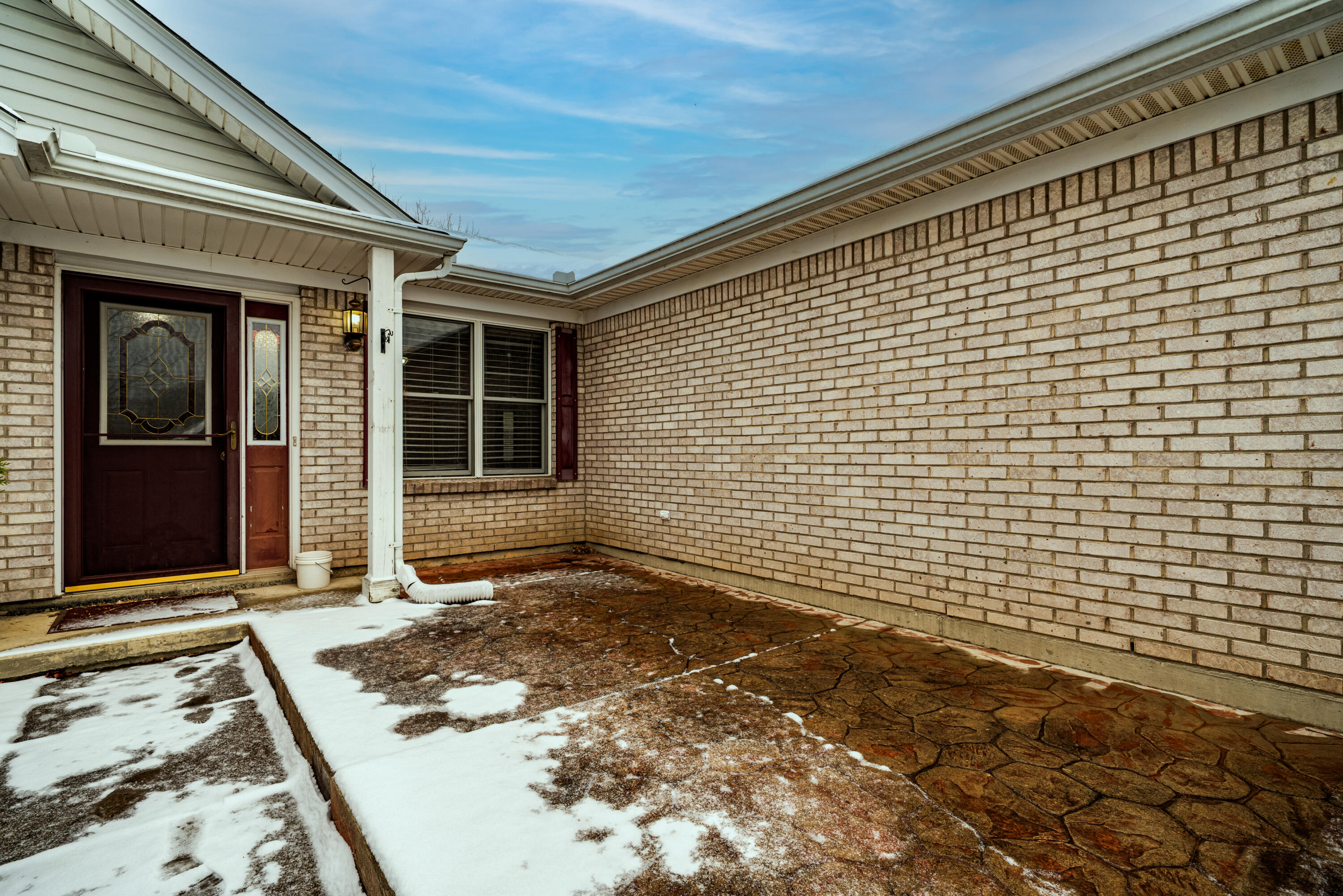 6350 Charlotte Court, Huber Heights, Ohio 45424