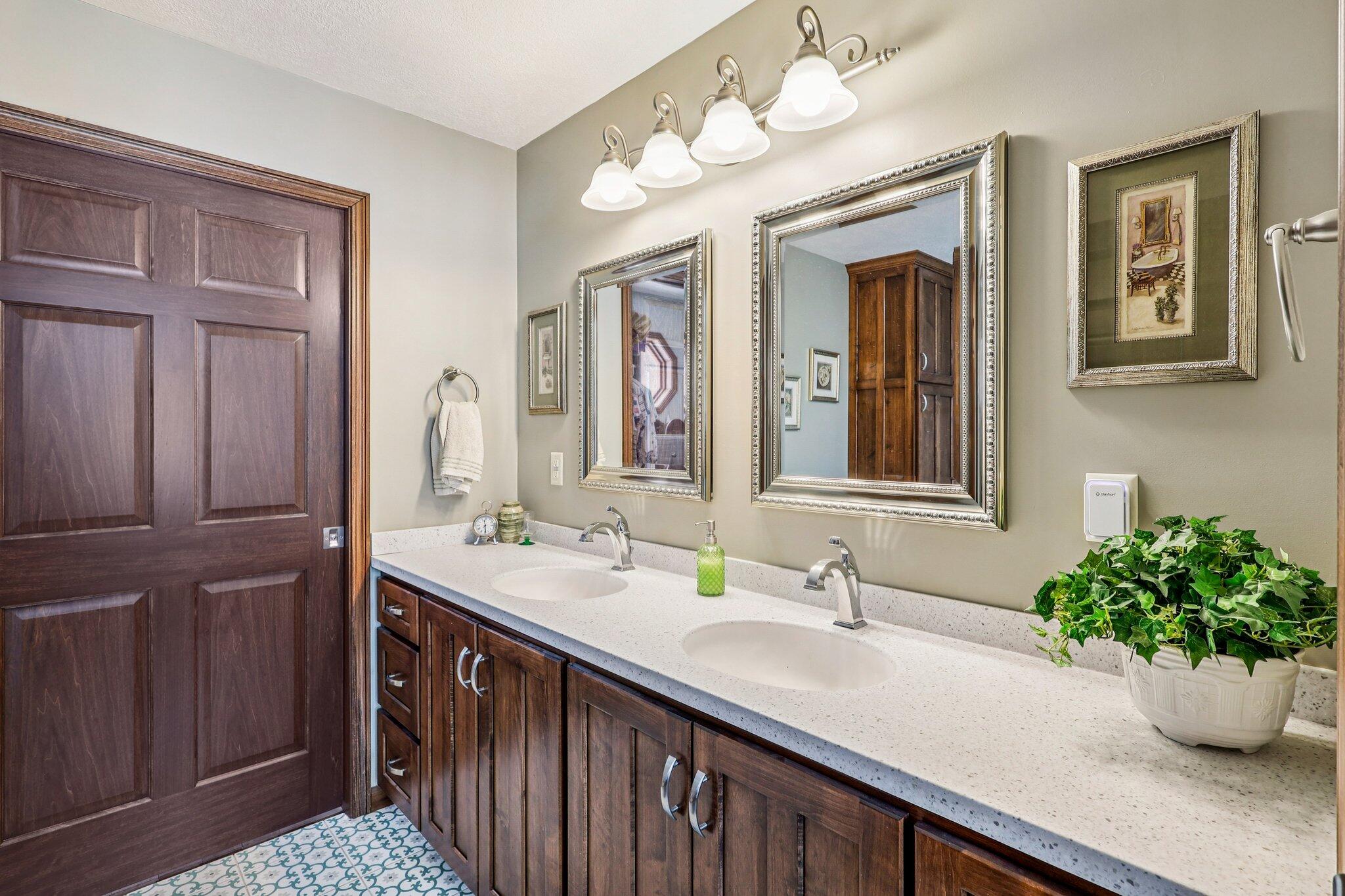 1102 Main Drive, Greenville, Ohio 45331