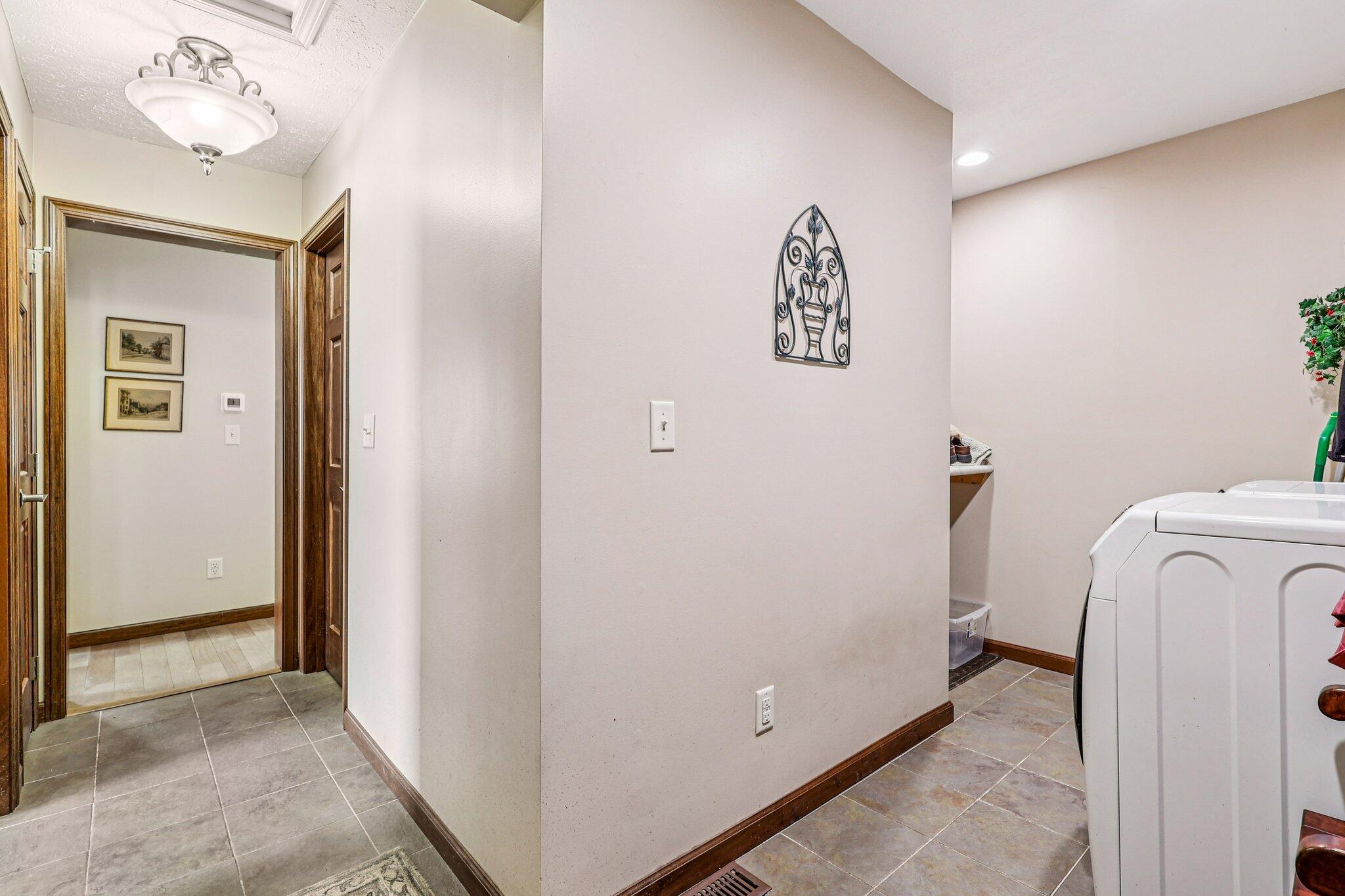 1102 Main Drive, Greenville, Ohio 45331