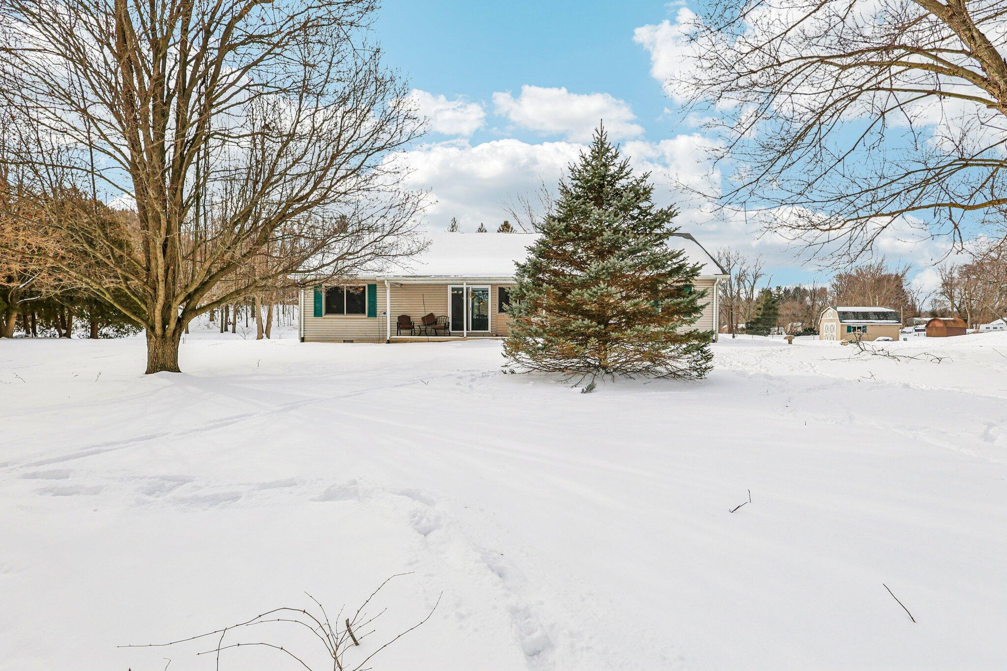 1102 Main Drive, Greenville, Ohio 45331