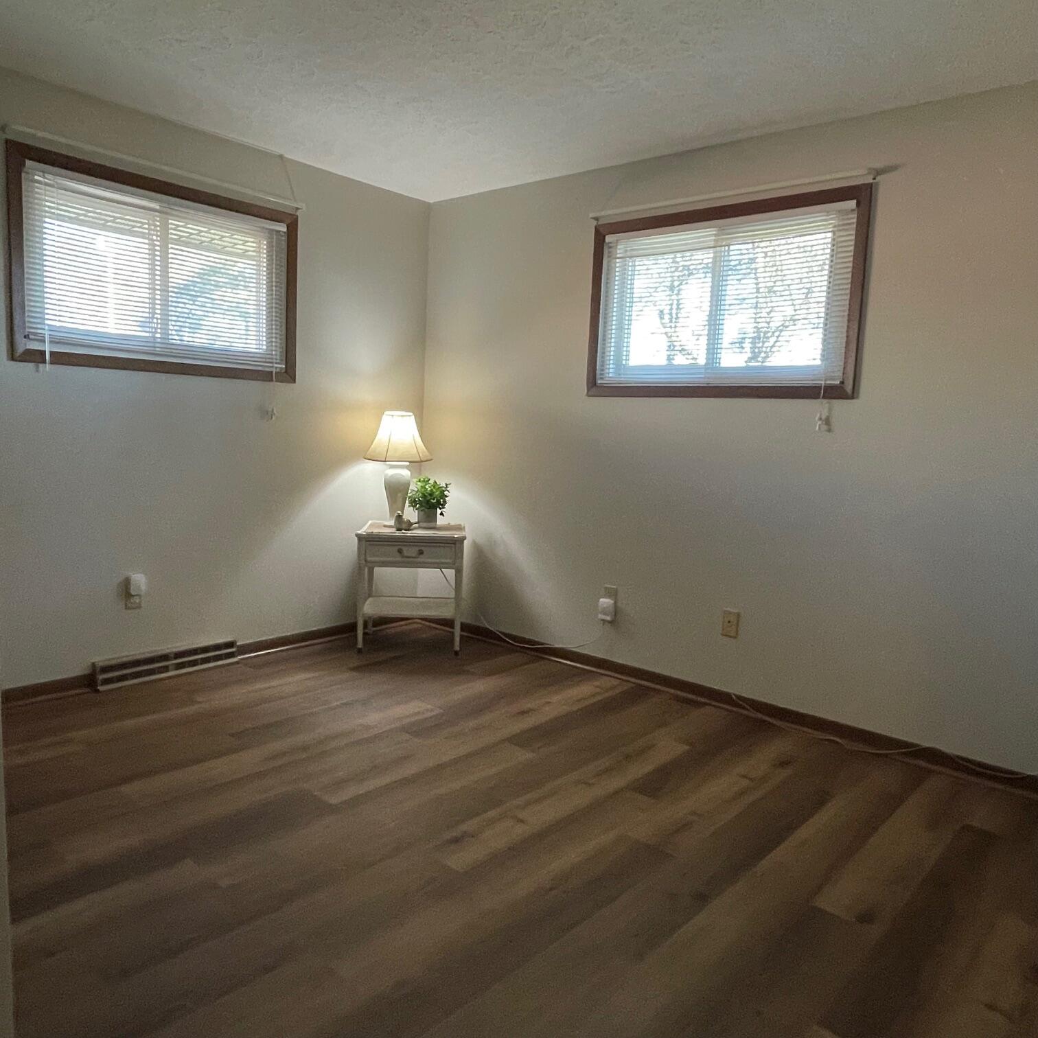 1921 Elaina Drive, Springfield, Ohio 45503