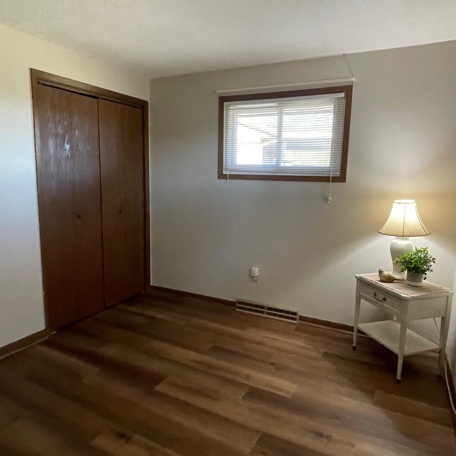 1921 Elaina Drive, Springfield, Ohio 45503