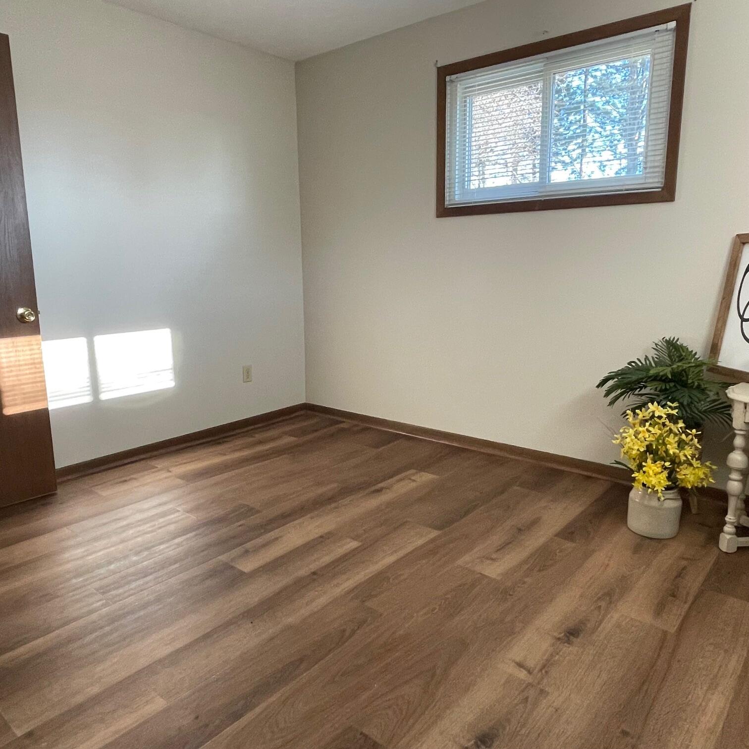 1921 Elaina Drive, Springfield, Ohio 45503