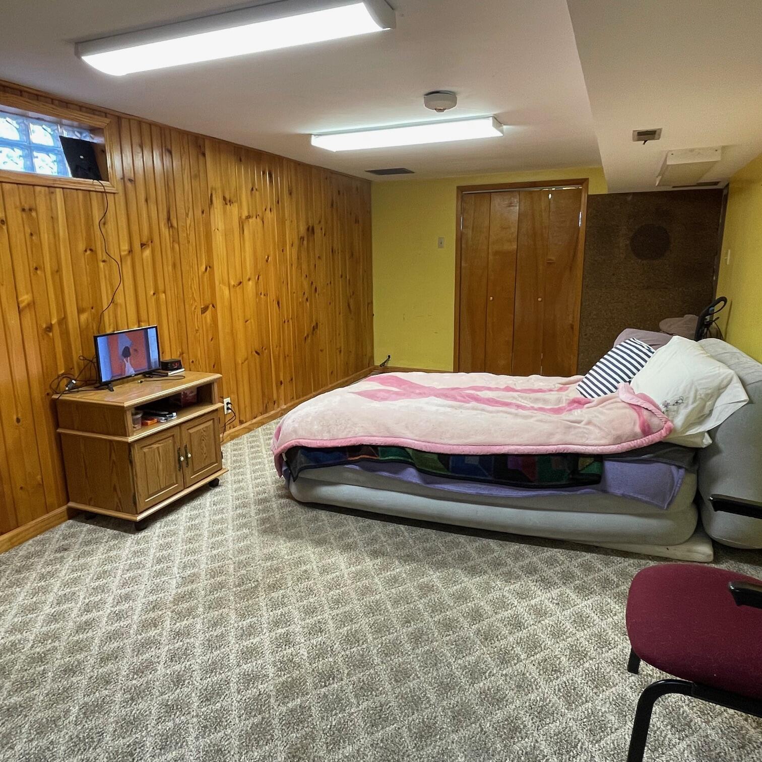 1921 Elaina Drive, Springfield, Ohio 45503