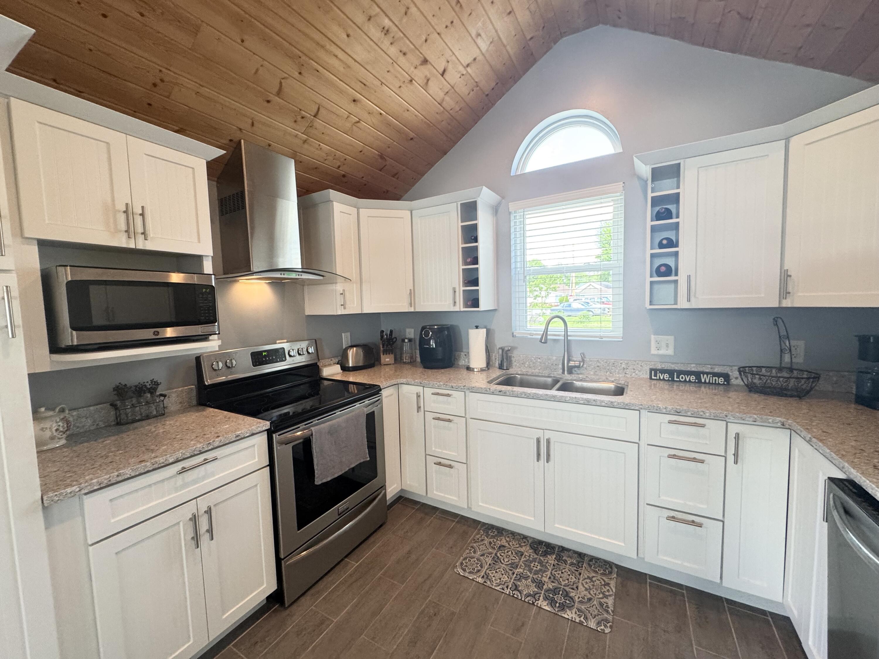 13864 Public Drive, Lakeview, Ohio 43331