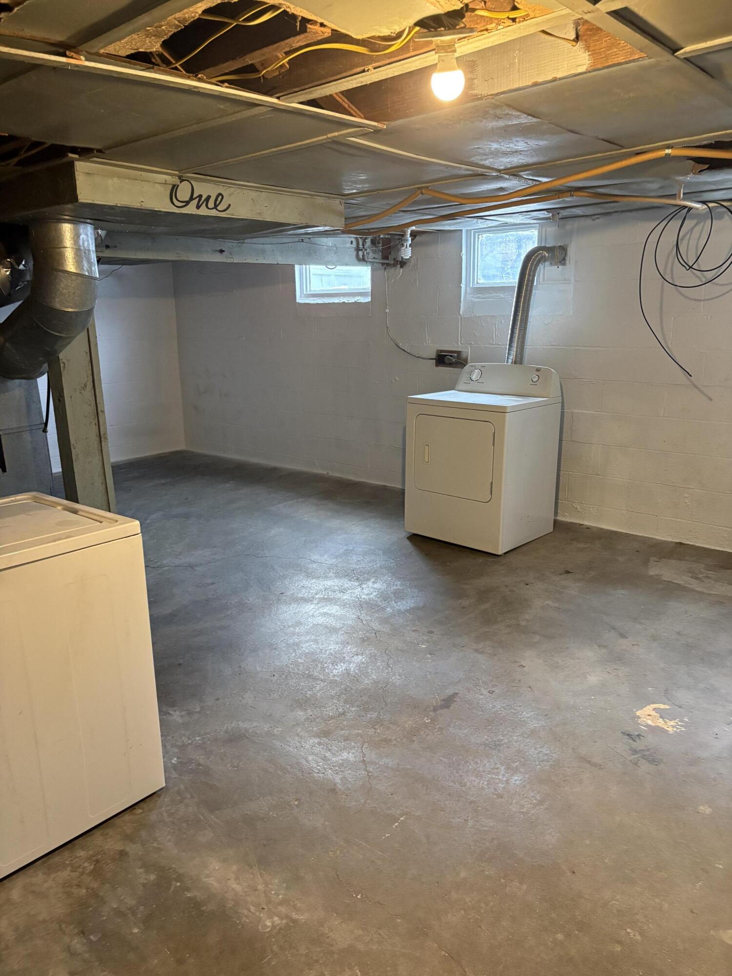 913 Mitchell Boulevard, Springfield, Ohio 45503