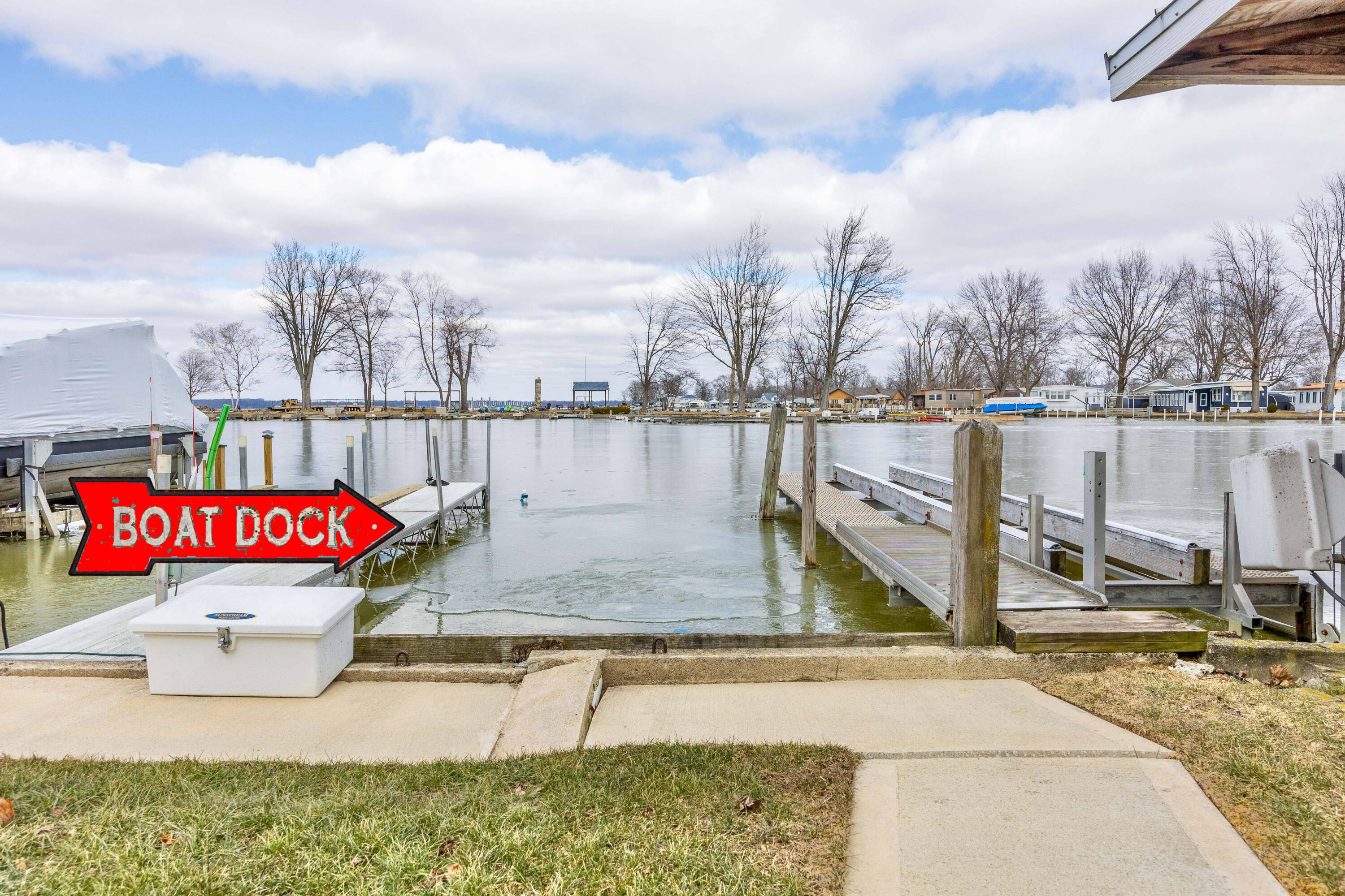 218 Warren Avenue, Russells Point, Ohio 43348