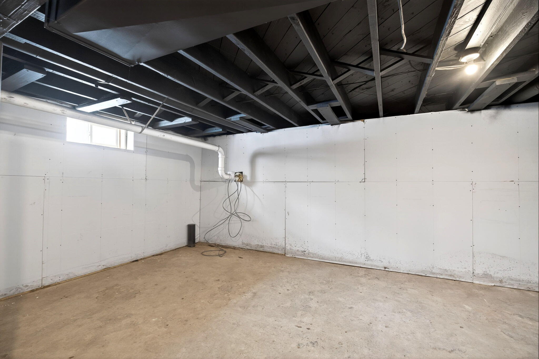 9475 National Road, New Carlisle, Ohio 45344