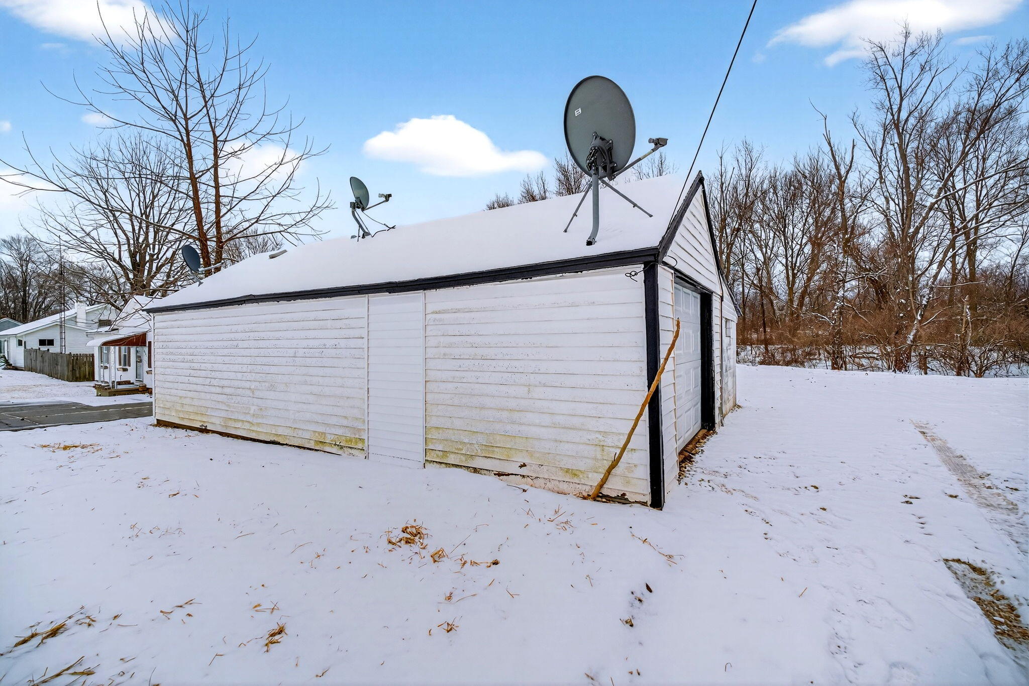 9475 National Road, New Carlisle, Ohio 45344