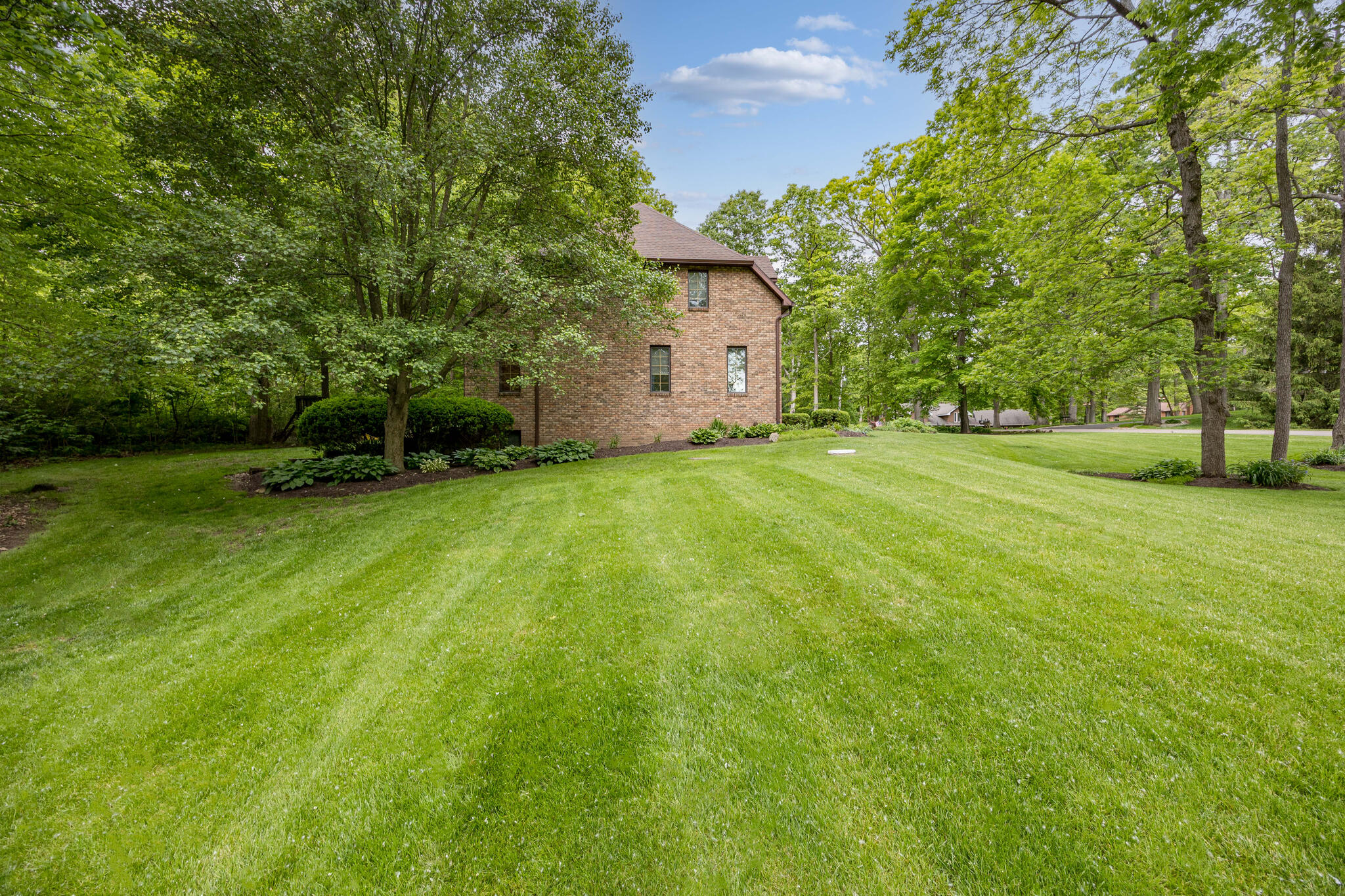 129 Tanglewood Drive, West Liberty, Ohio 43357