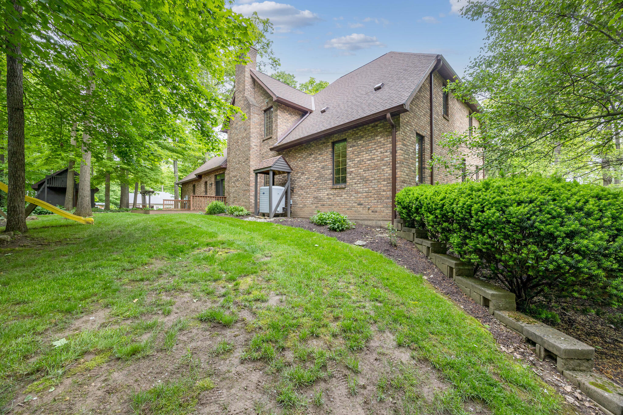 129 Tanglewood Drive, West Liberty, Ohio 43357