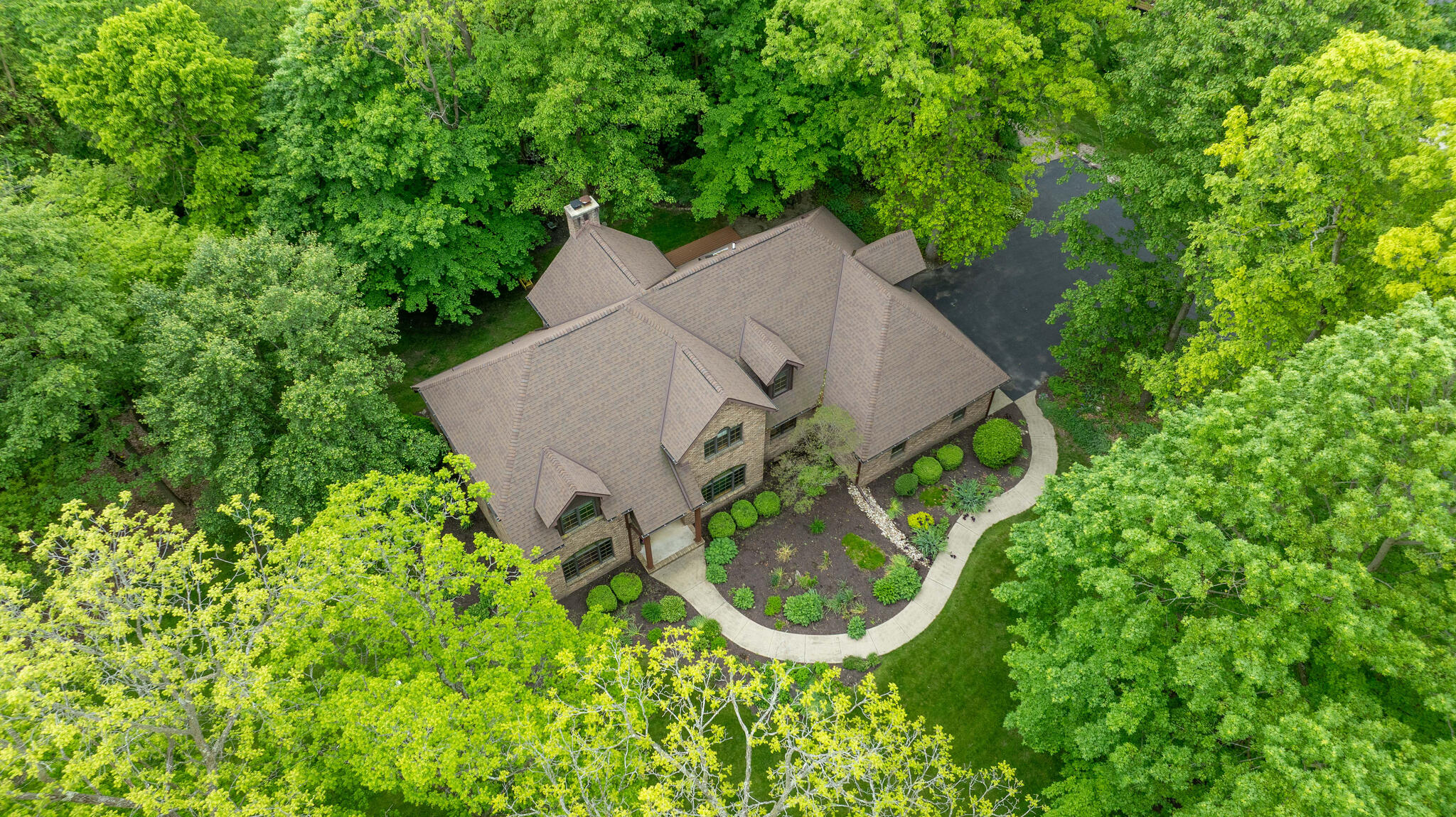 129 Tanglewood Drive, West Liberty, Ohio 43357