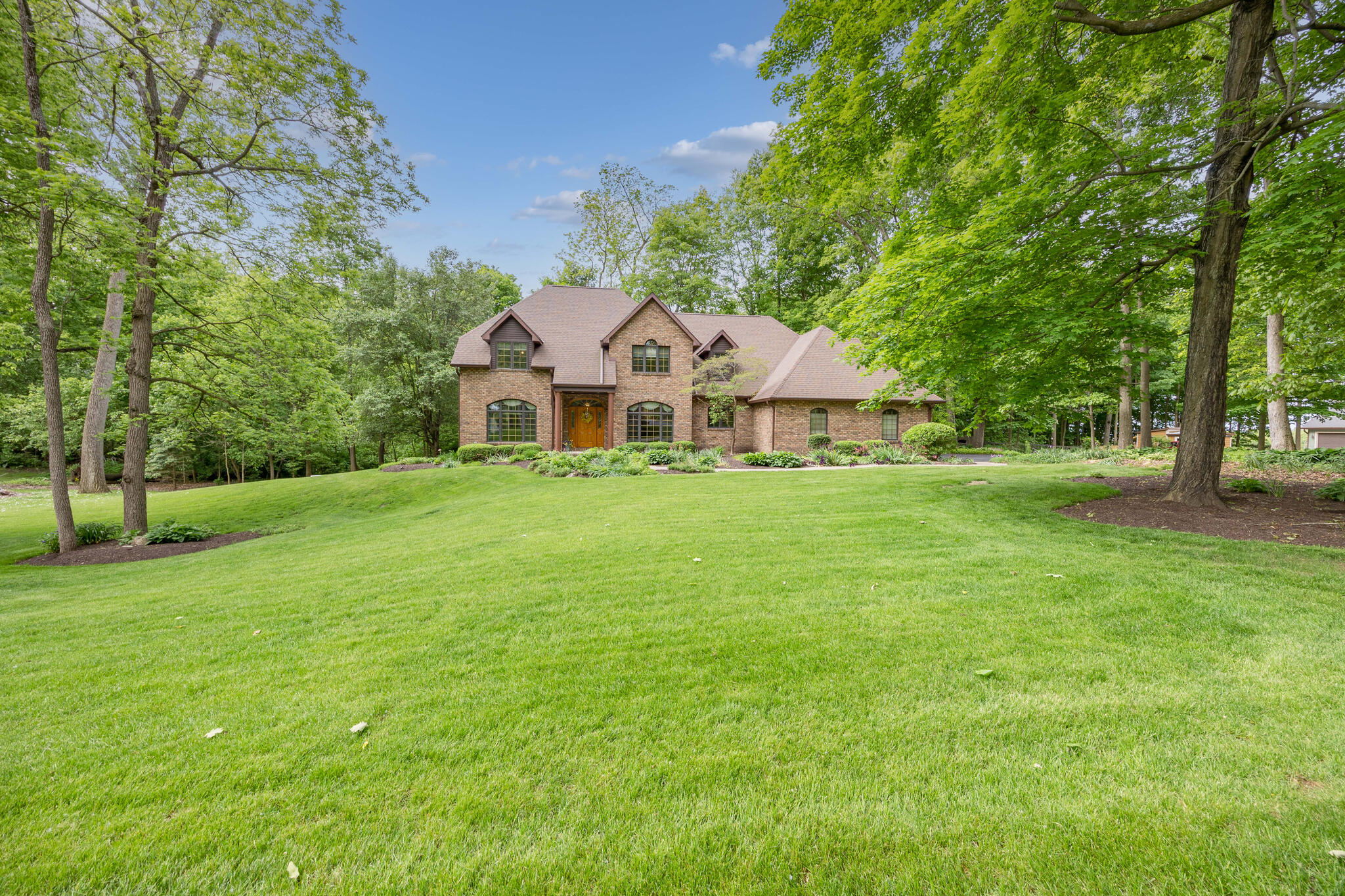 129 Tanglewood Drive, West Liberty, Ohio 43357