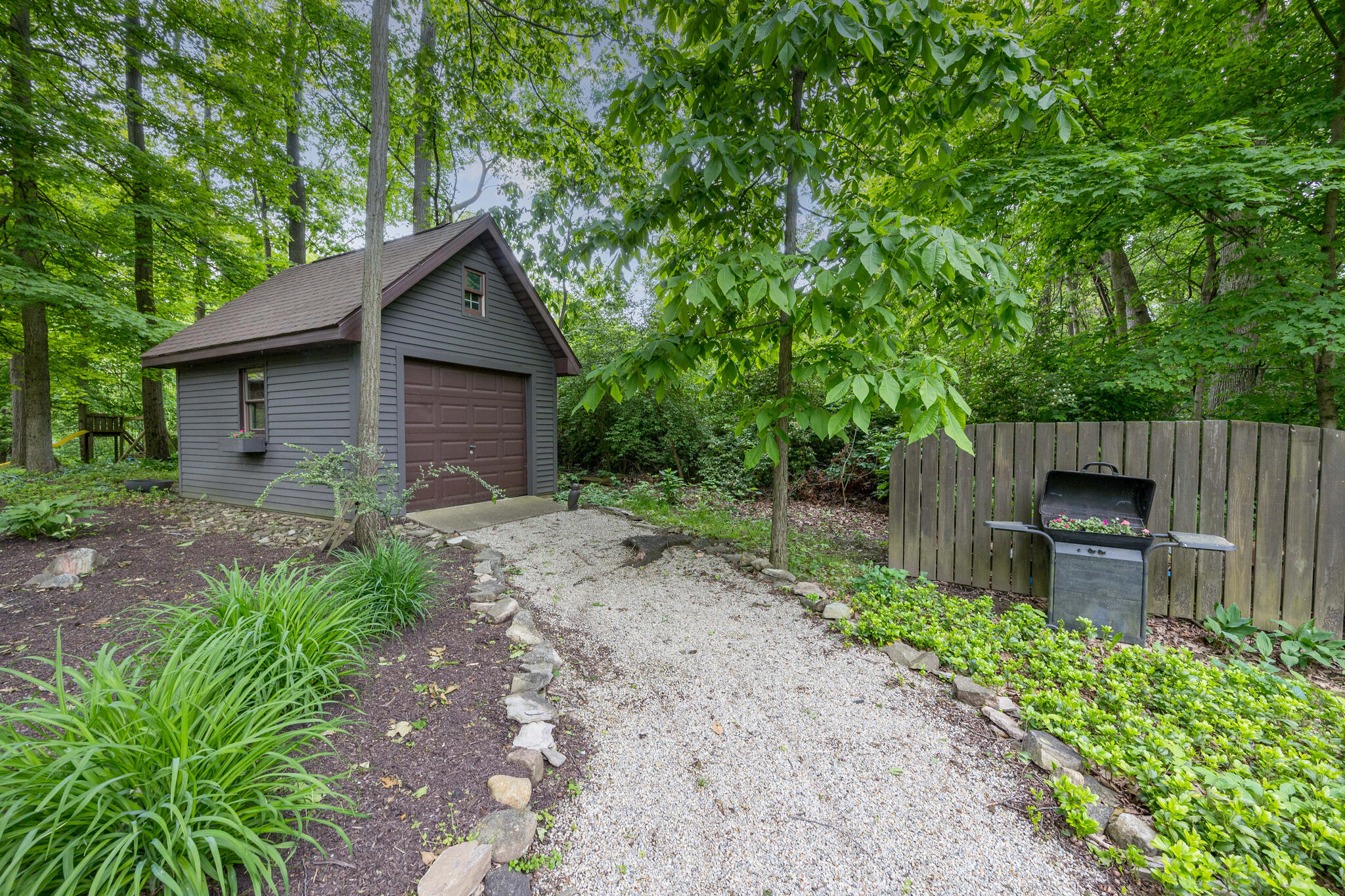 129 Tanglewood Drive, West Liberty, Ohio 43357