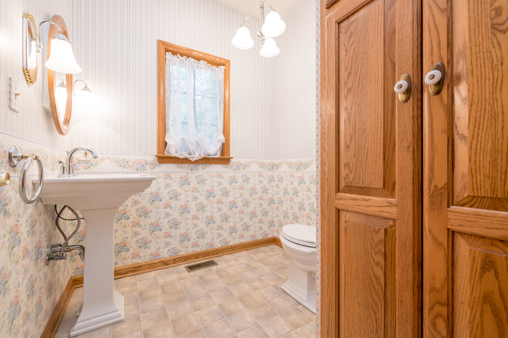 129 Tanglewood Drive, West Liberty, Ohio 43357