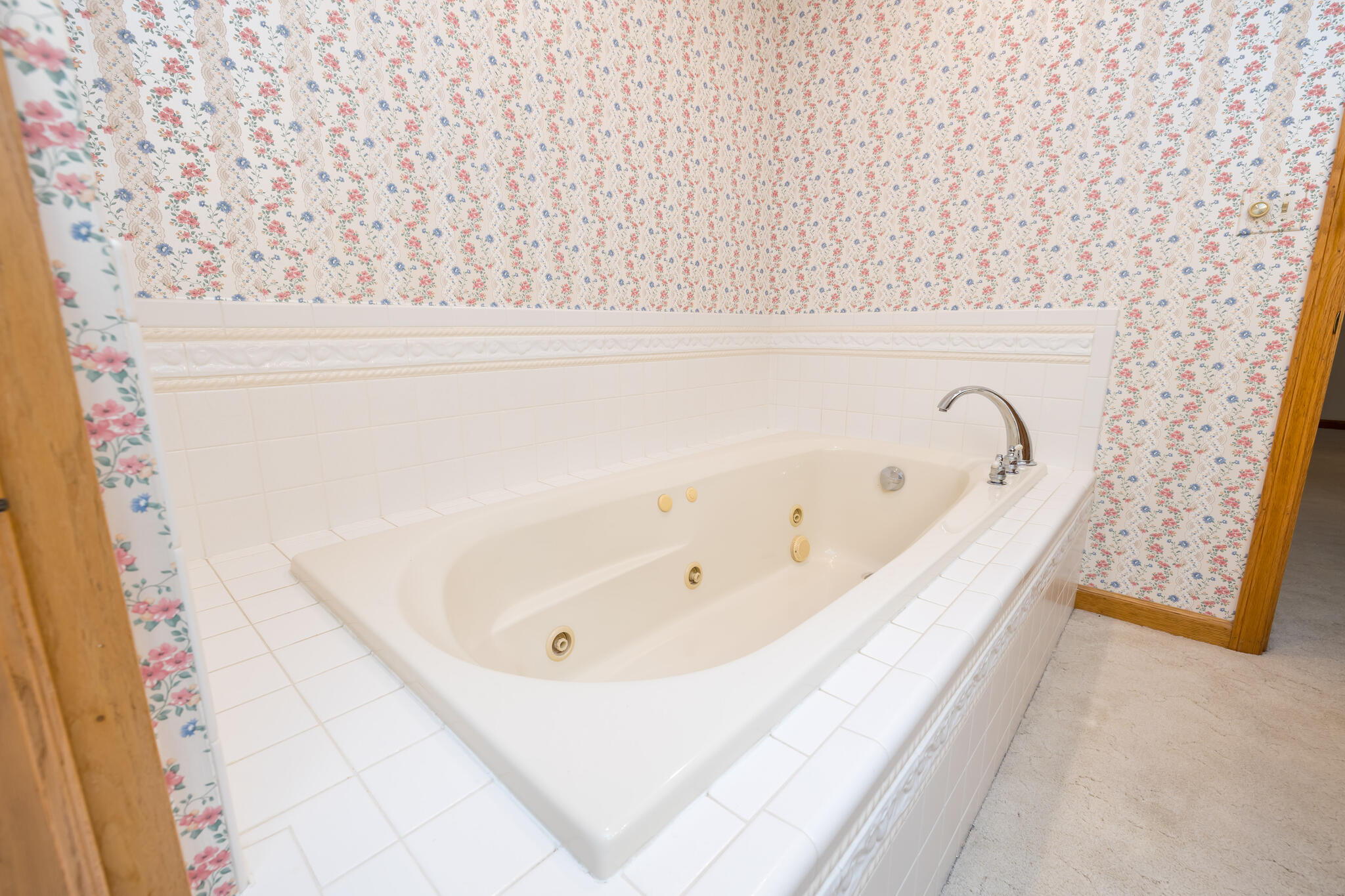 129 Tanglewood Drive, West Liberty, Ohio 43357