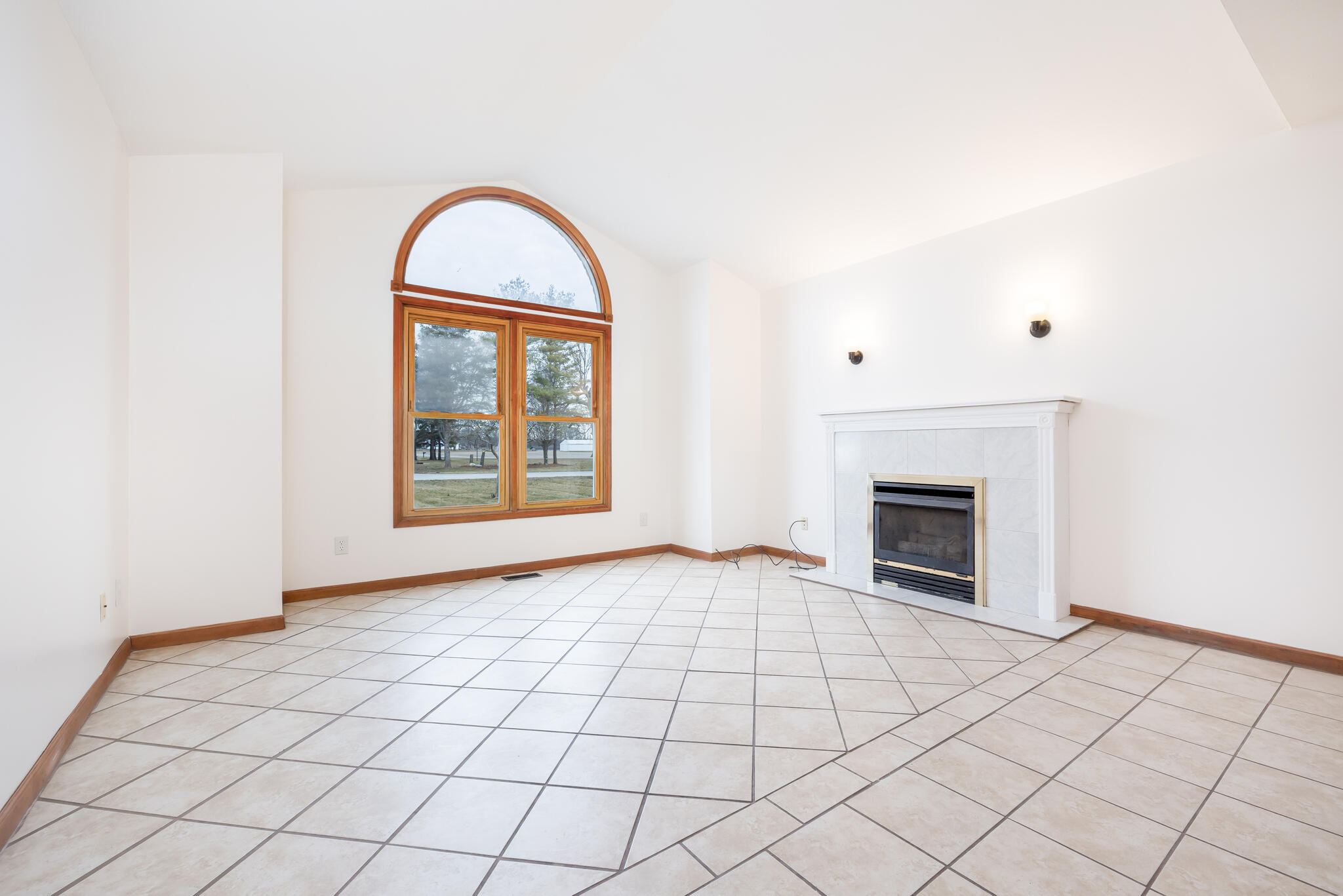 6990 Sunfish Drive, Huntsville, Ohio 43324