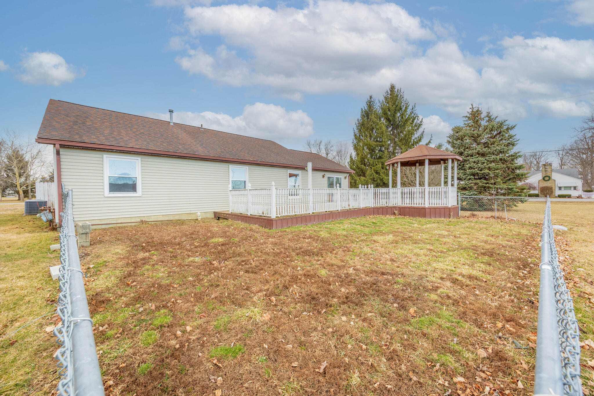 6990 Sunfish Drive, Huntsville, Ohio 43324