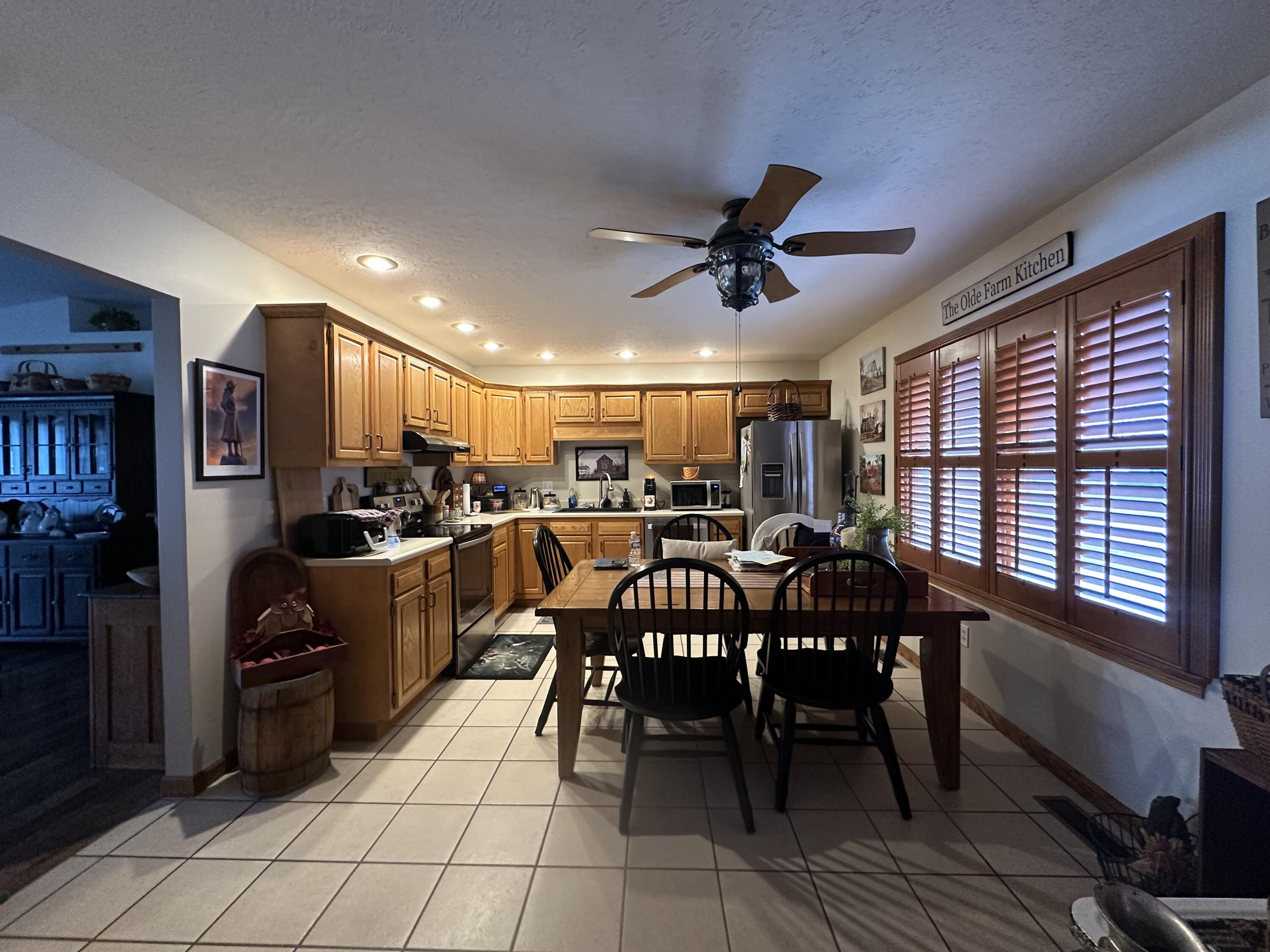 918 Stratford Drive, Greenville, Ohio 45331