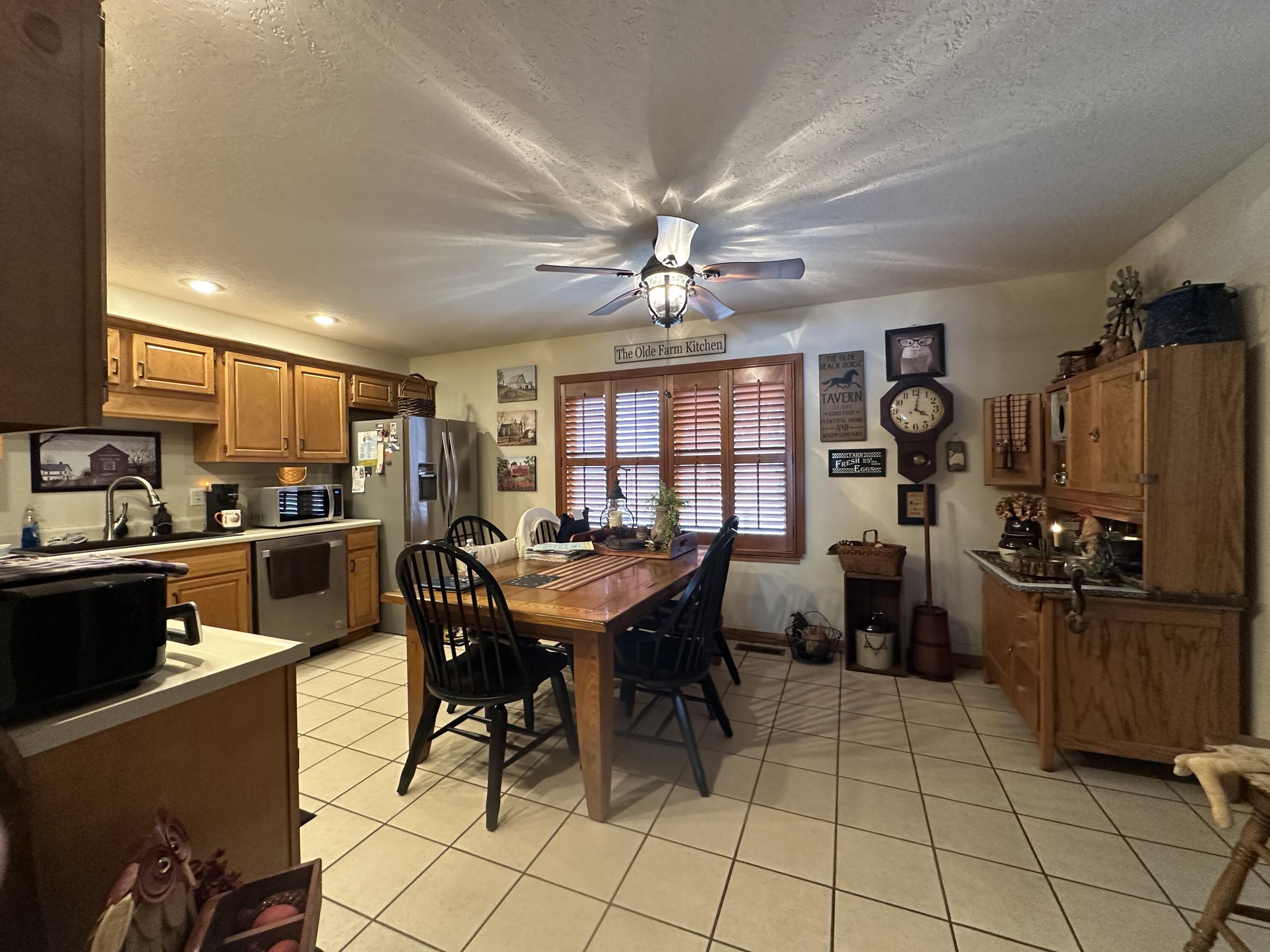 918 Stratford Drive, Greenville, Ohio 45331