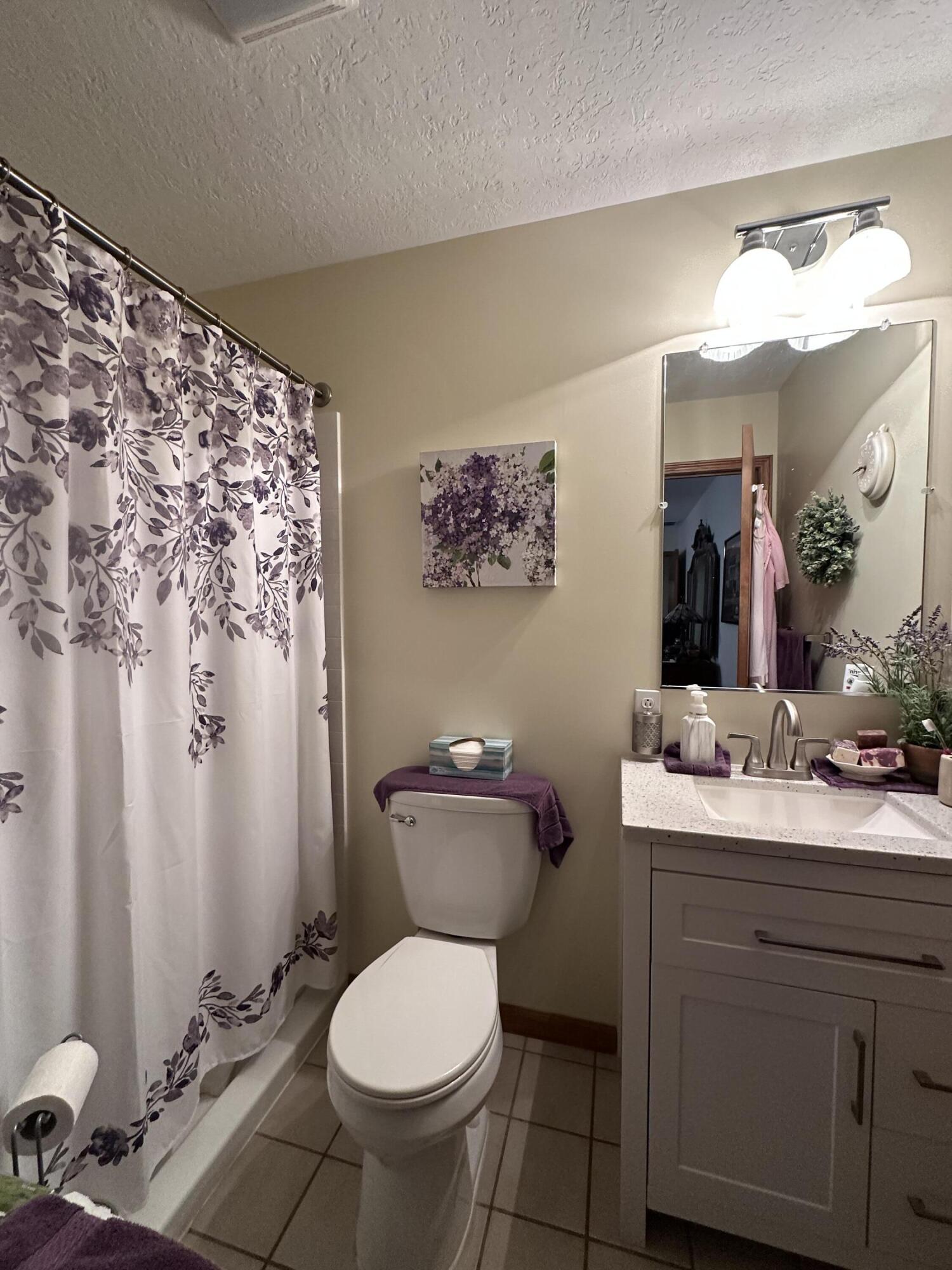 918 Stratford Drive, Greenville, Ohio 45331