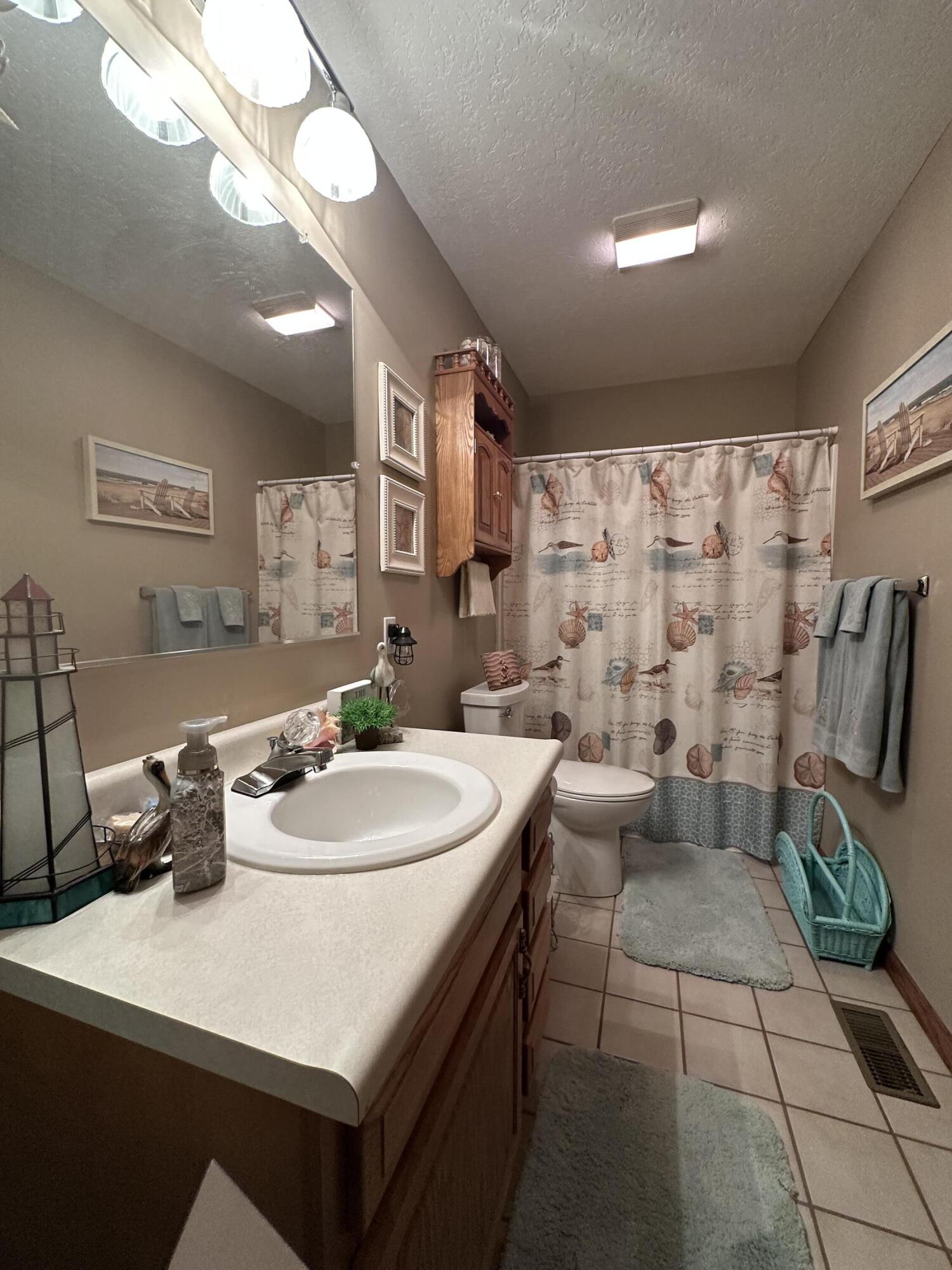 918 Stratford Drive, Greenville, Ohio 45331