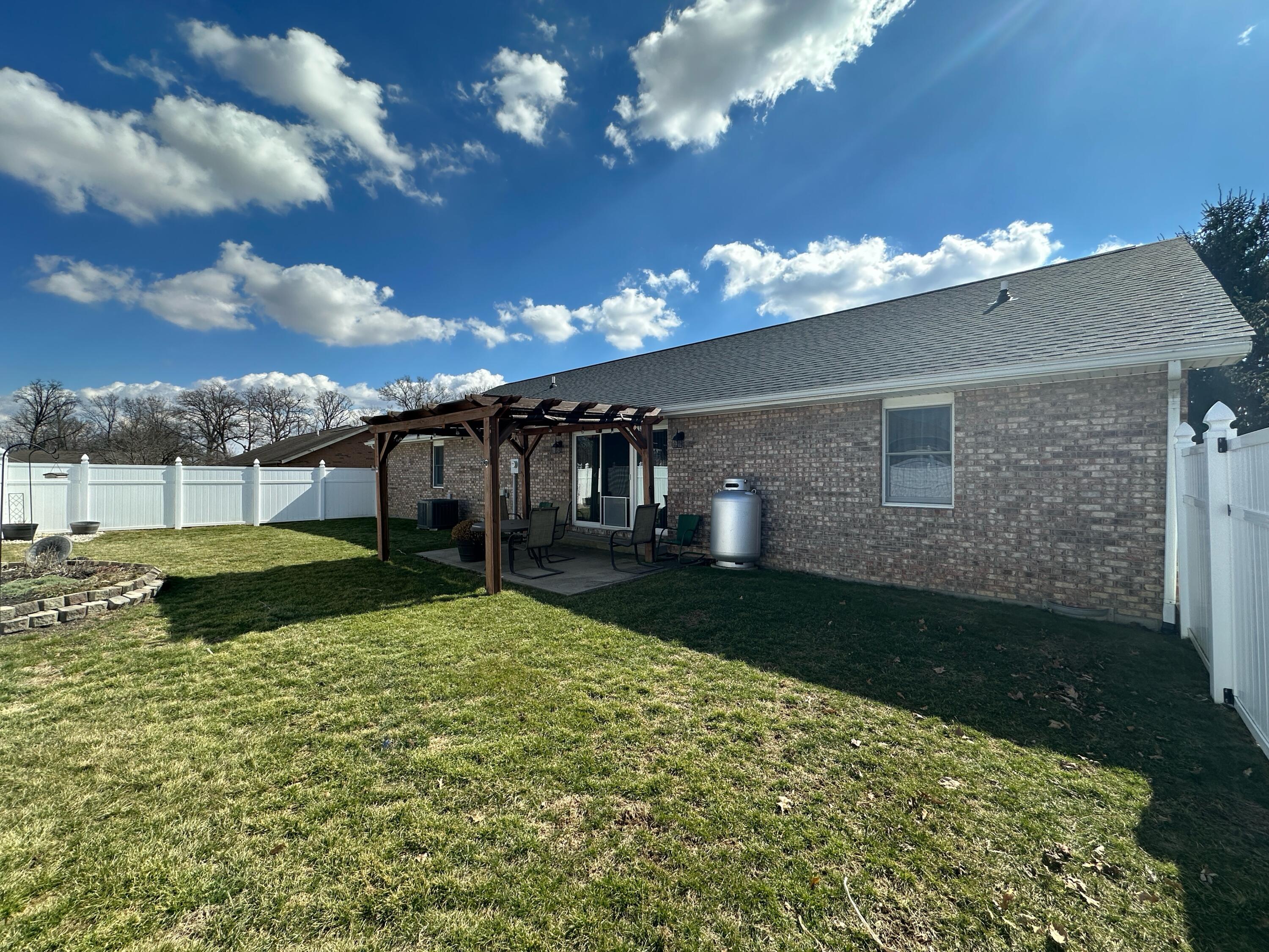 918 Stratford Drive, Greenville, Ohio 45331