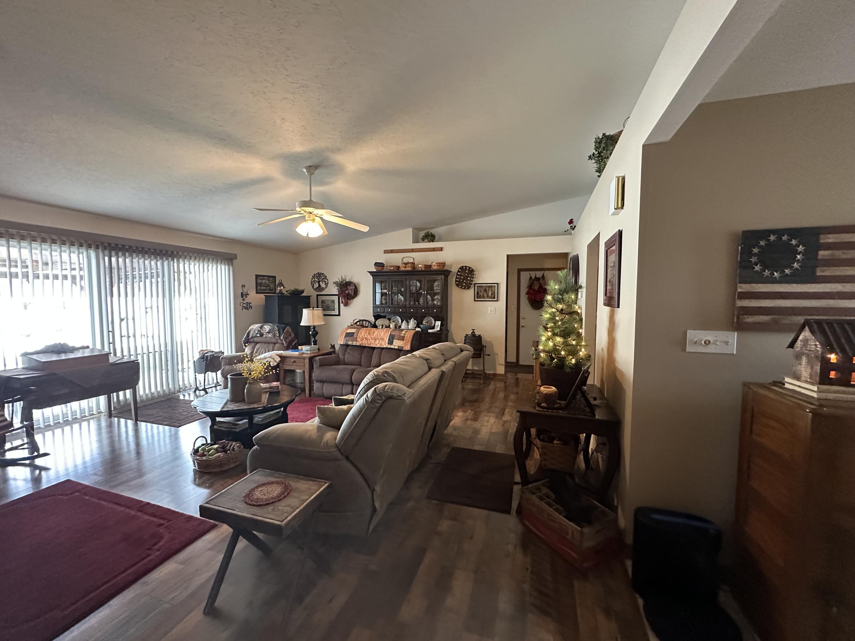 918 Stratford Drive, Greenville, Ohio 45331