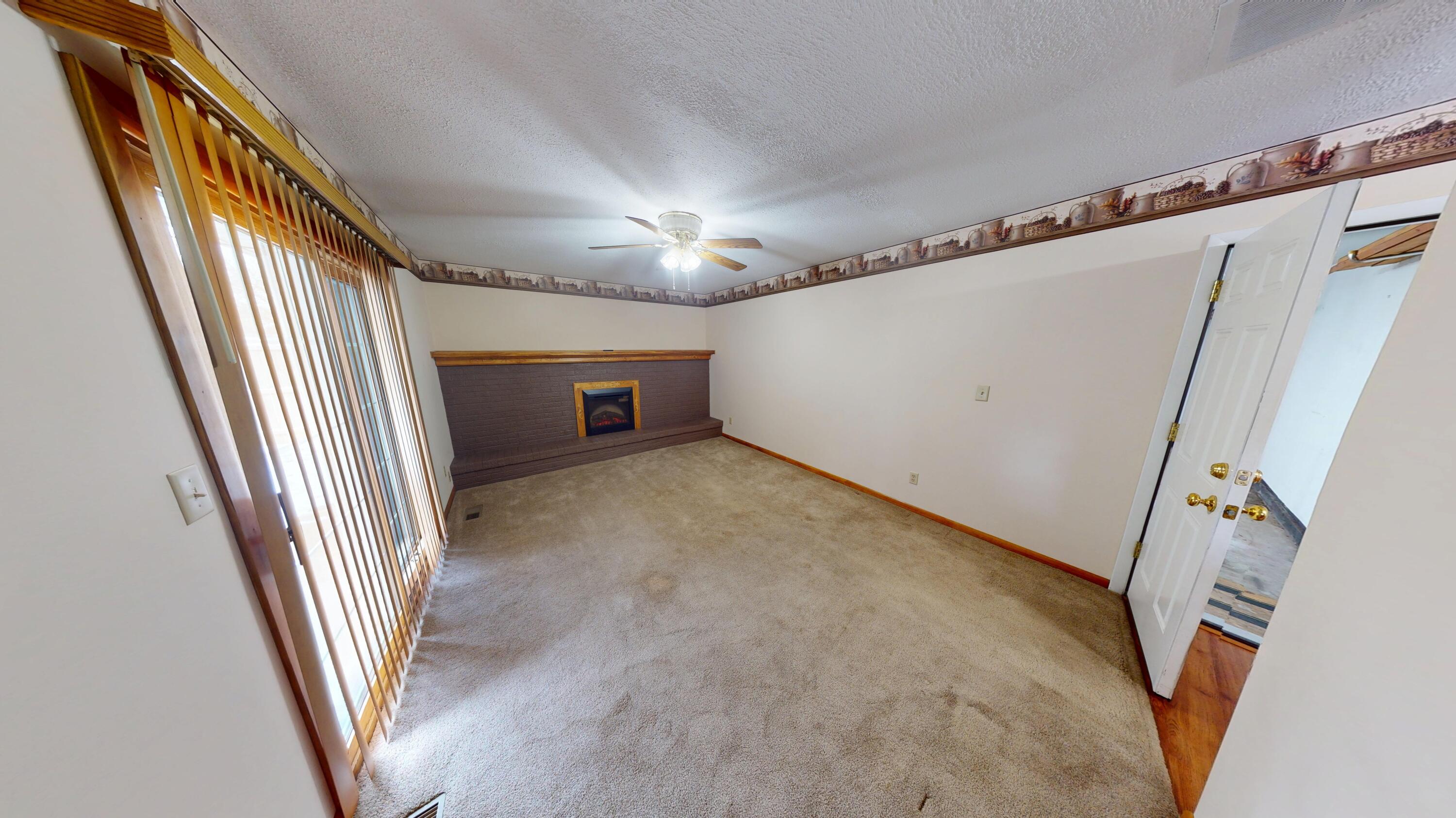 213 Porter Drive, Englewood, Ohio 45322