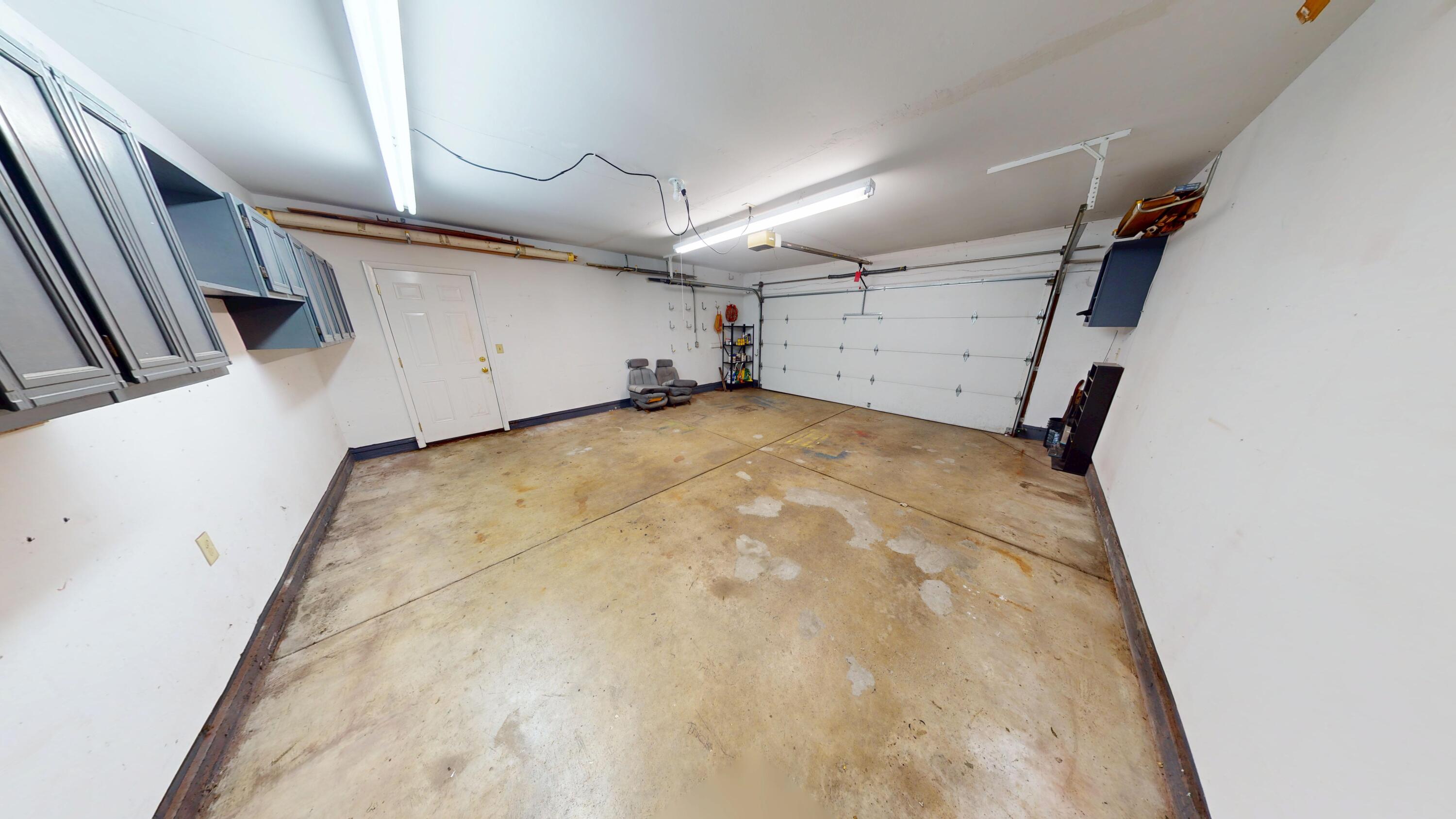 213 Porter Drive, Englewood, Ohio 45322