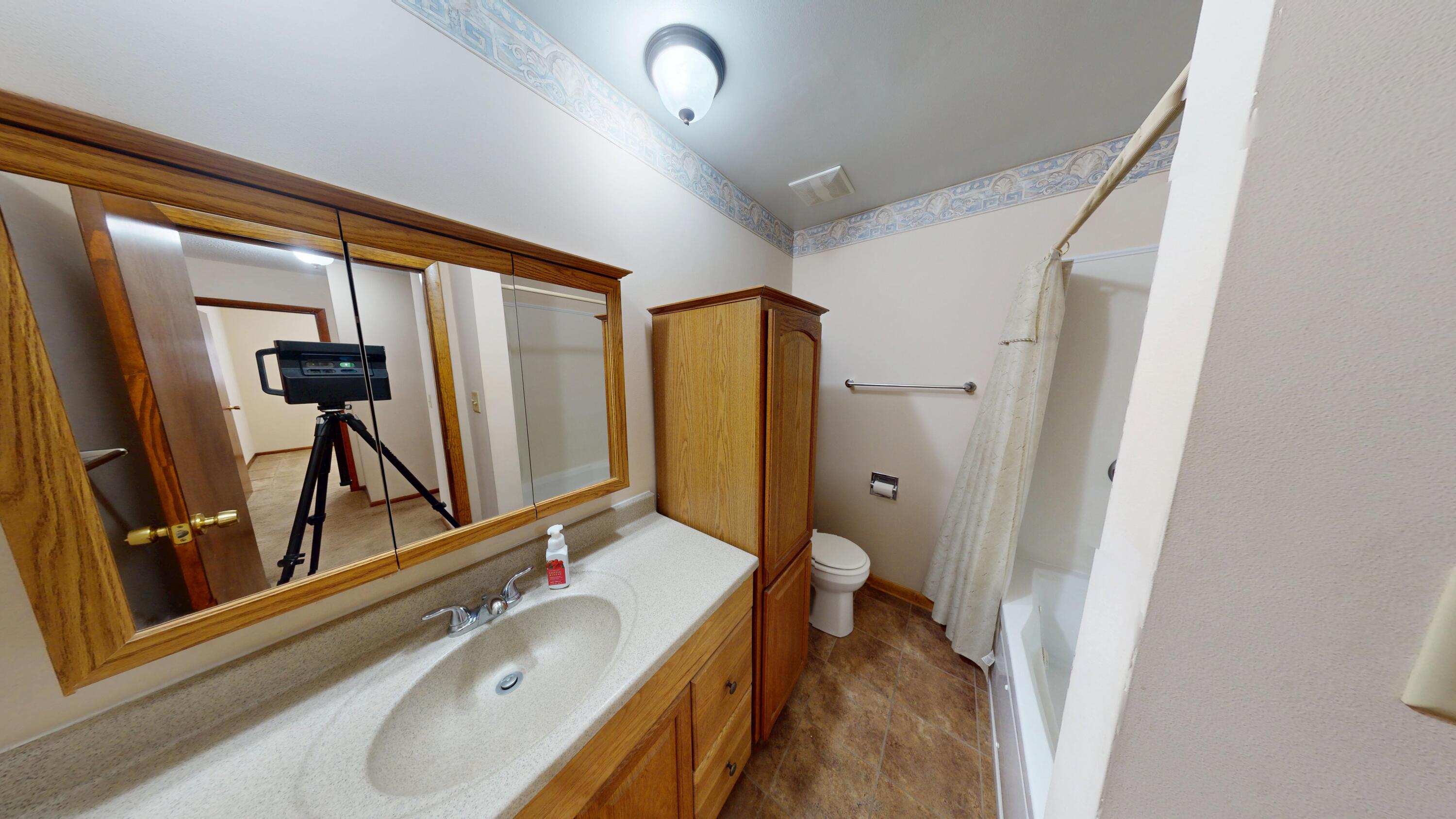 213 Porter Drive, Englewood, Ohio 45322