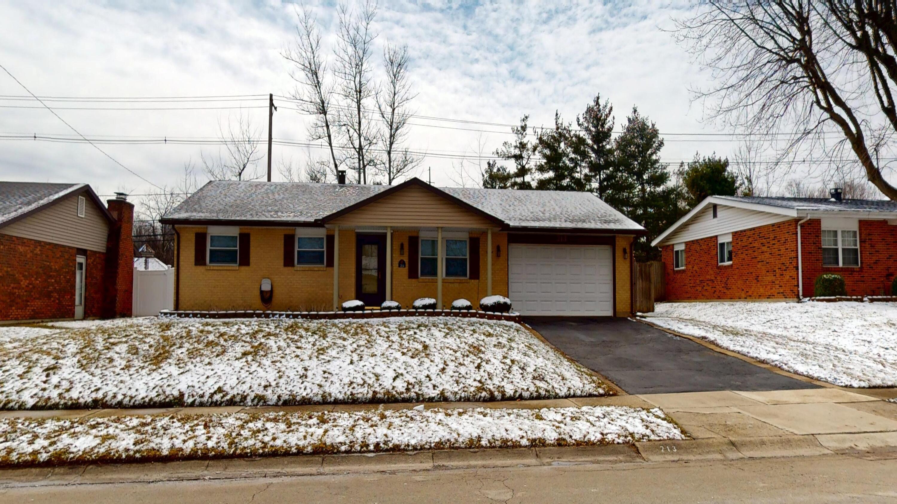 213 Porter Drive, Englewood, Ohio 45322