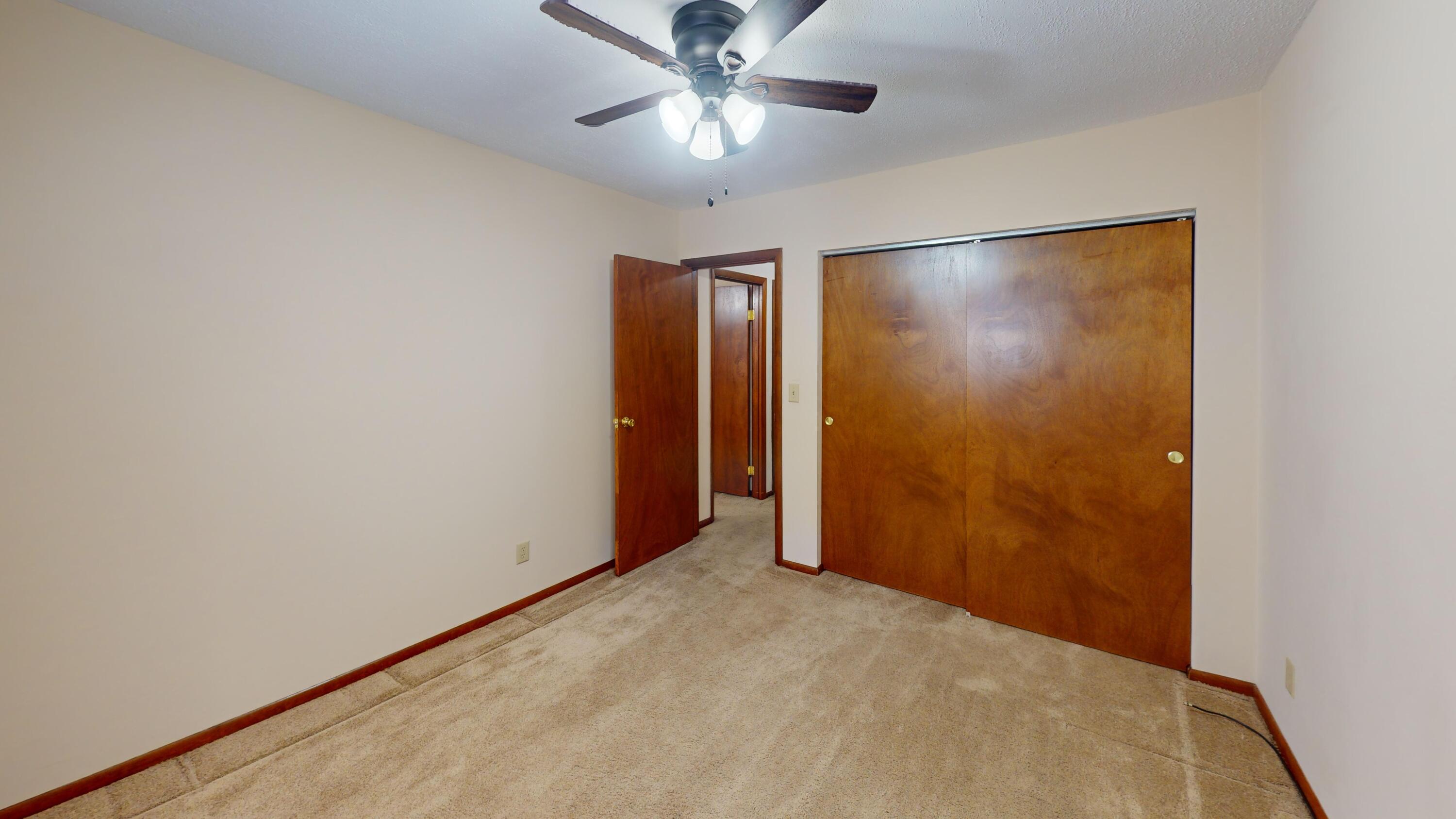 213 Porter Drive, Englewood, Ohio 45322