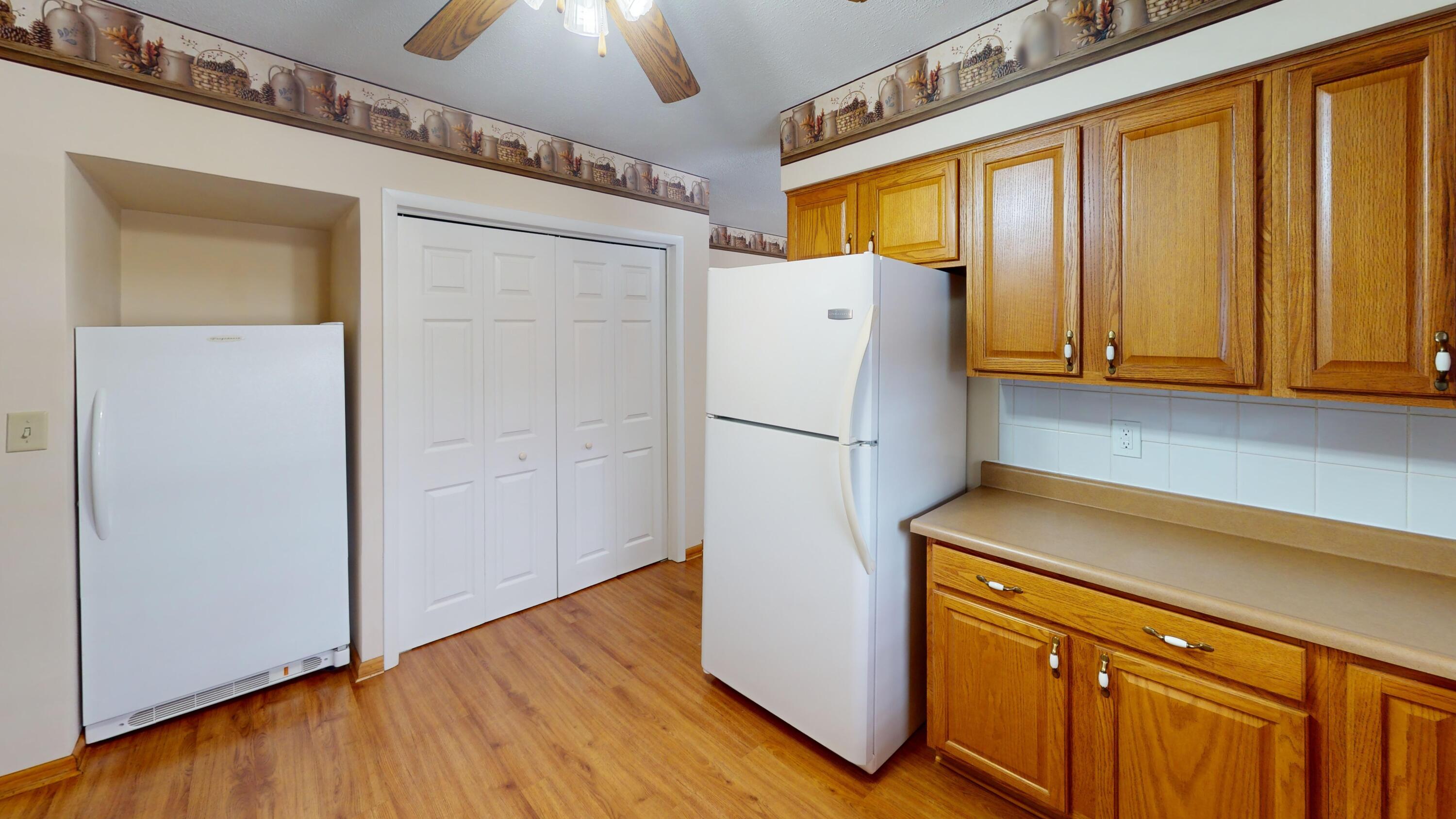 213 Porter Drive, Englewood, Ohio 45322