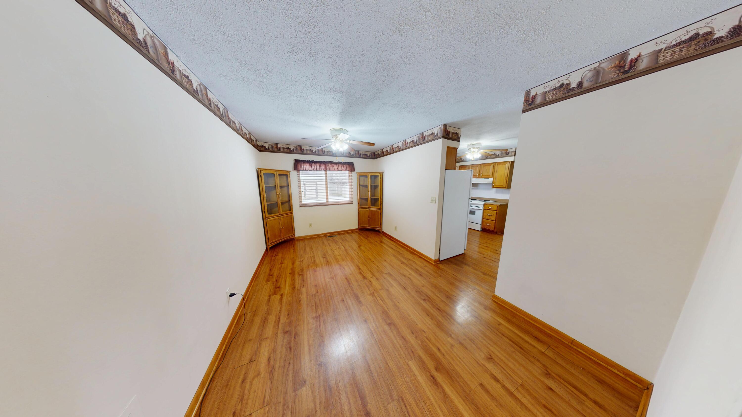 213 Porter Drive, Englewood, Ohio 45322