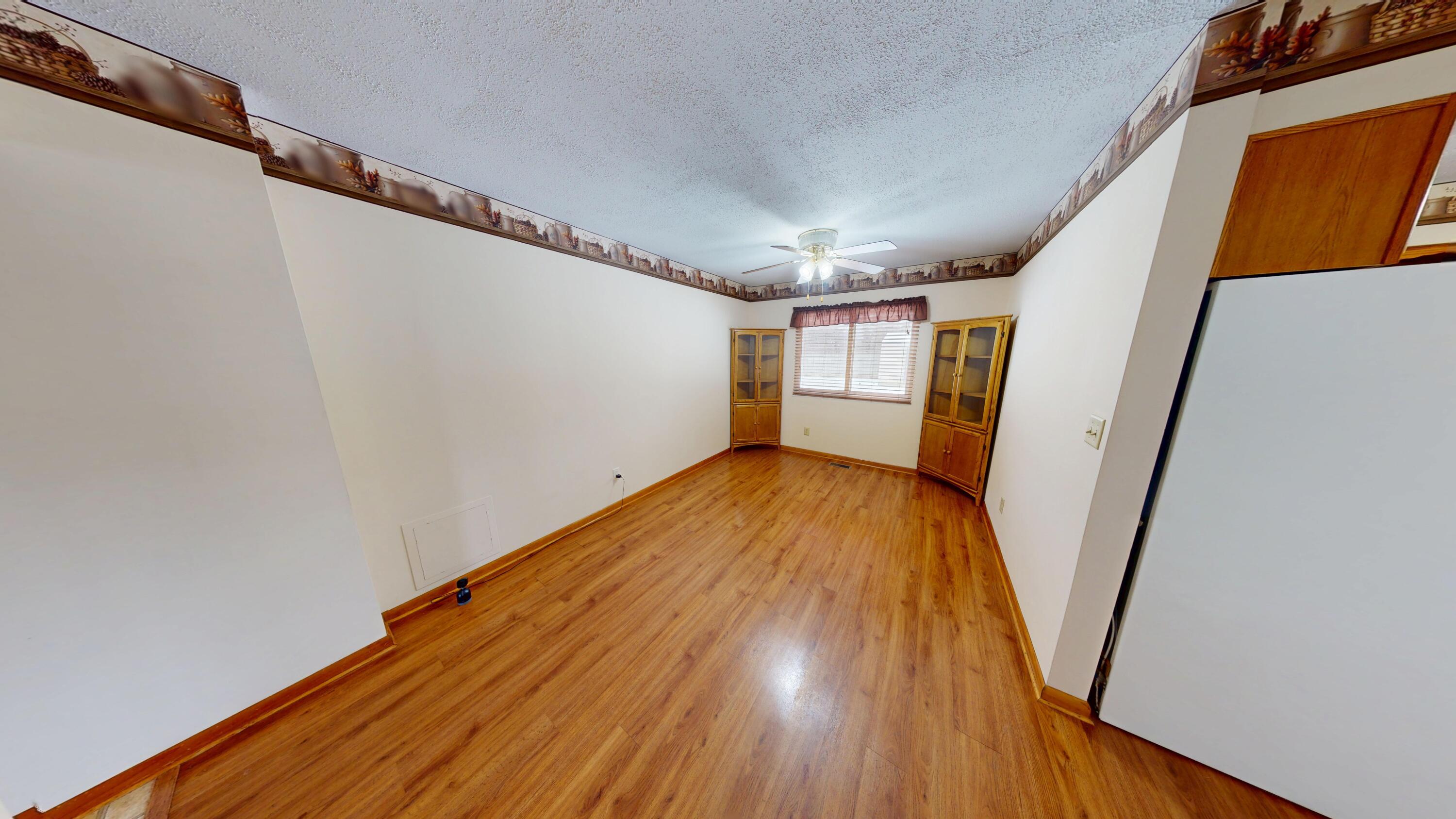 213 Porter Drive, Englewood, Ohio 45322