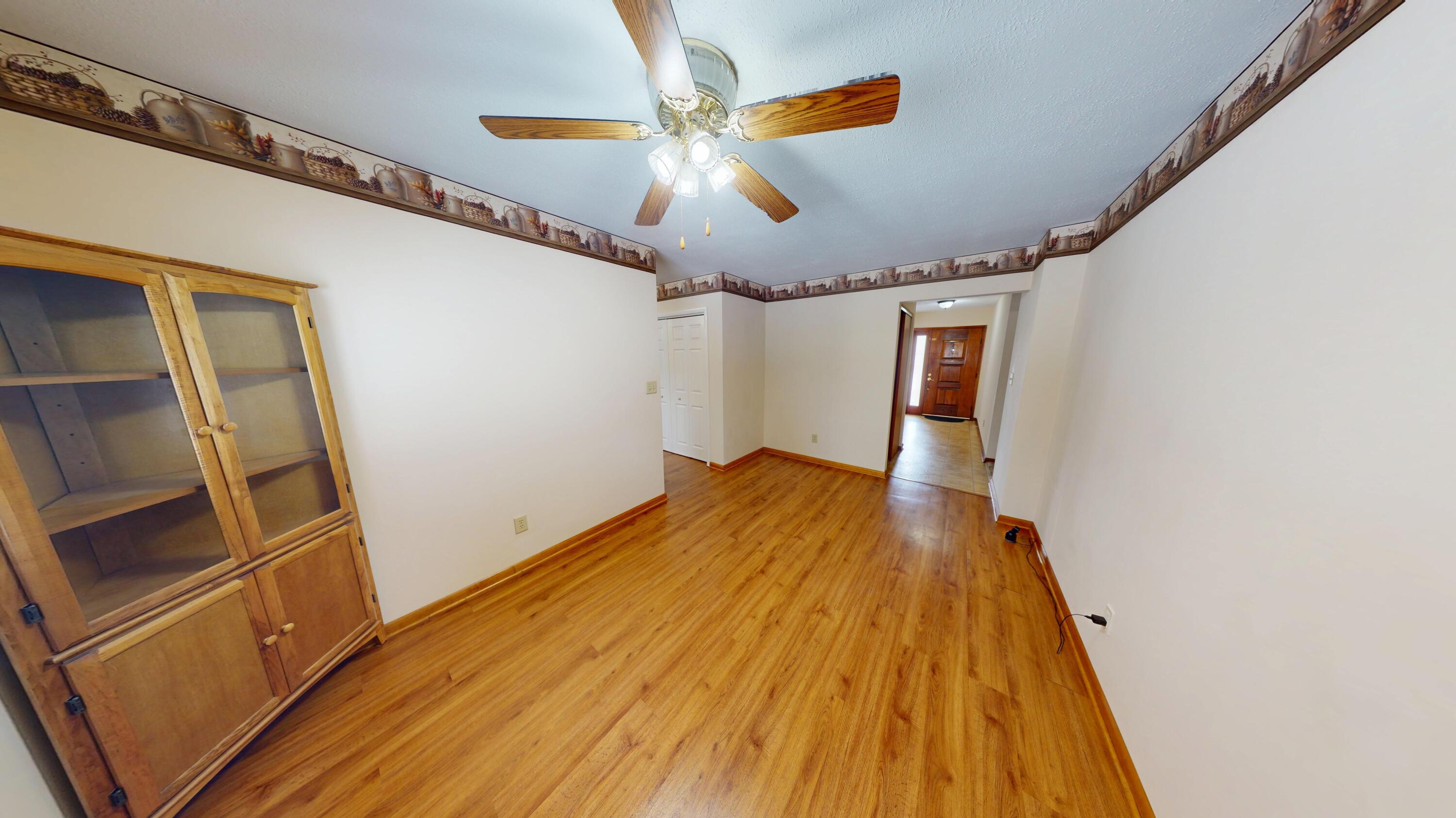 213 Porter Drive, Englewood, Ohio 45322