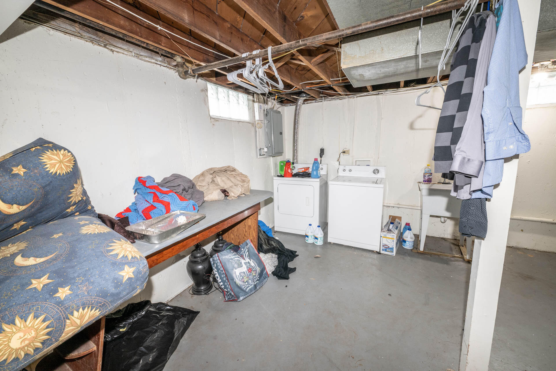 1222 Oakhill Avenue, Fairborn, Ohio 45324