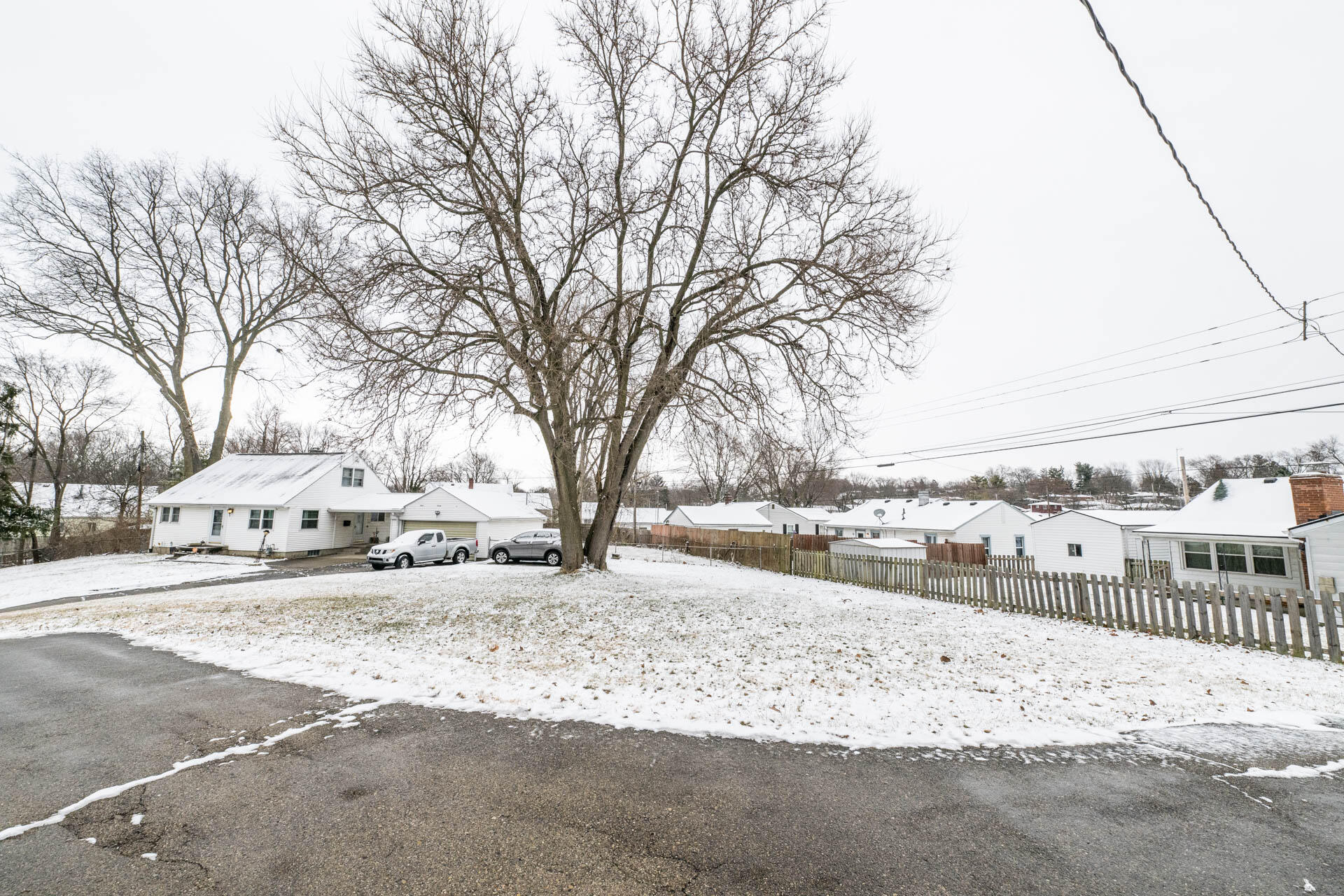 1222 Oakhill Avenue, Fairborn, Ohio 45324