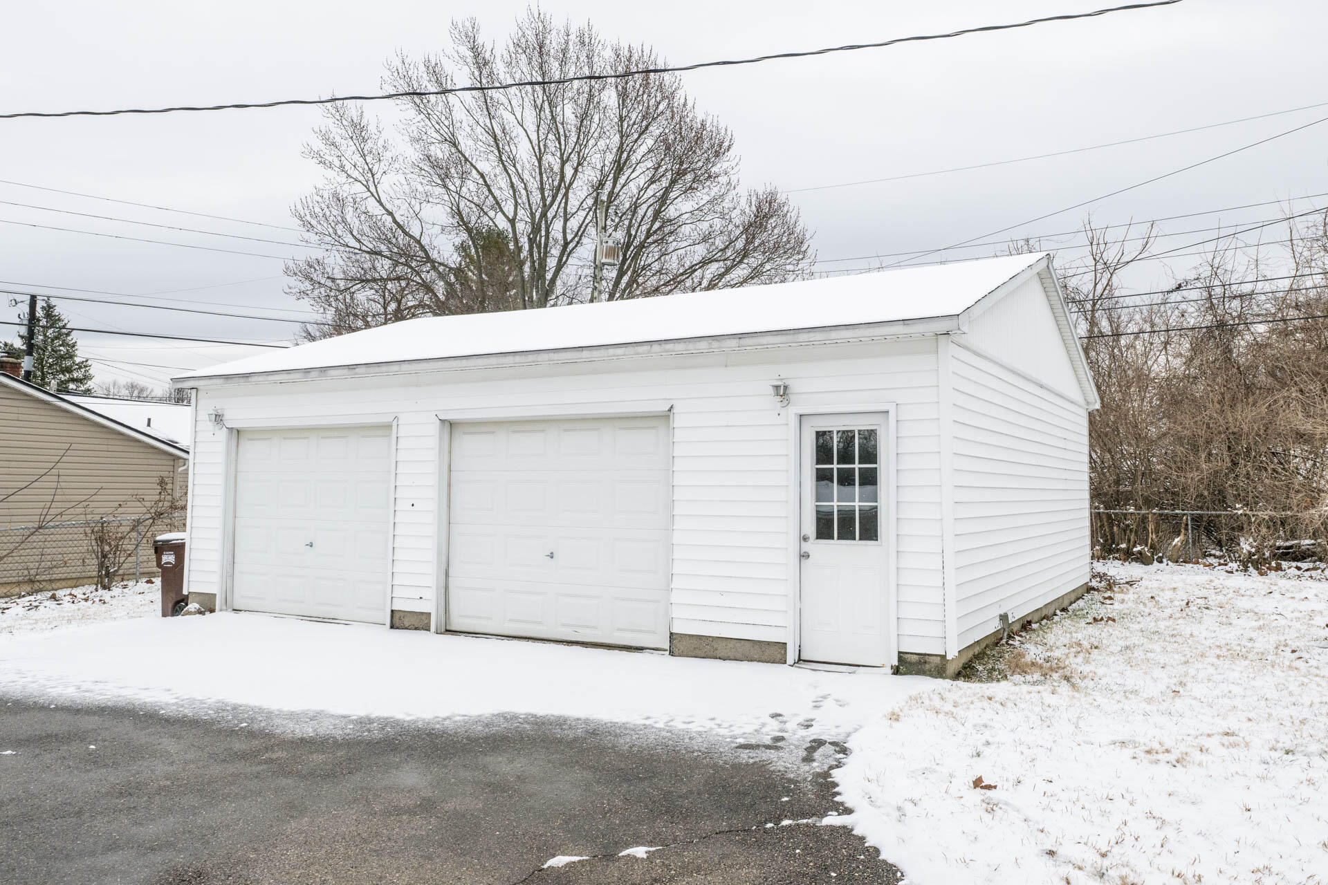 1222 Oakhill Avenue, Fairborn, Ohio 45324