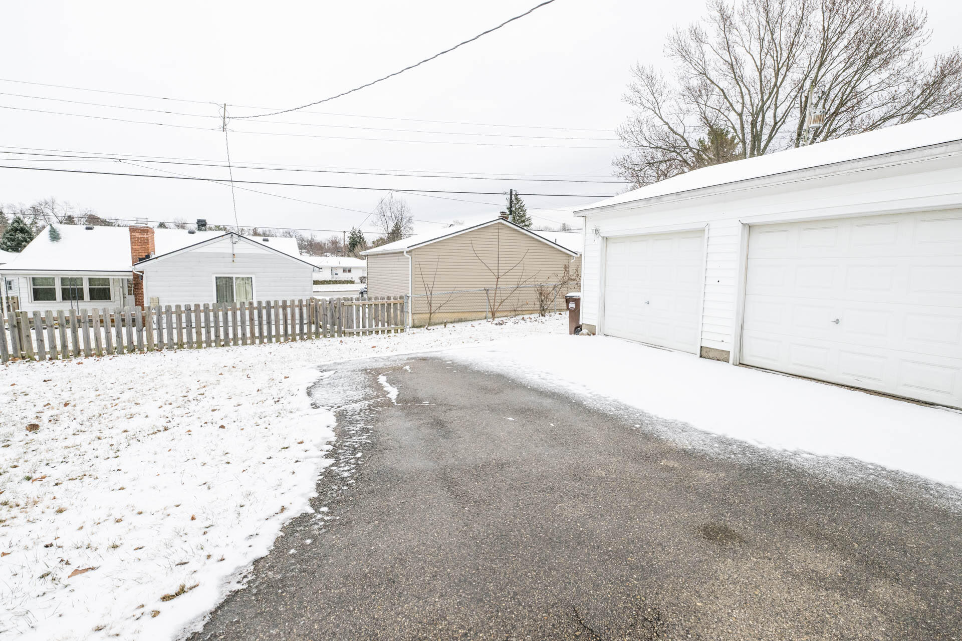 1222 Oakhill Avenue, Fairborn, Ohio 45324