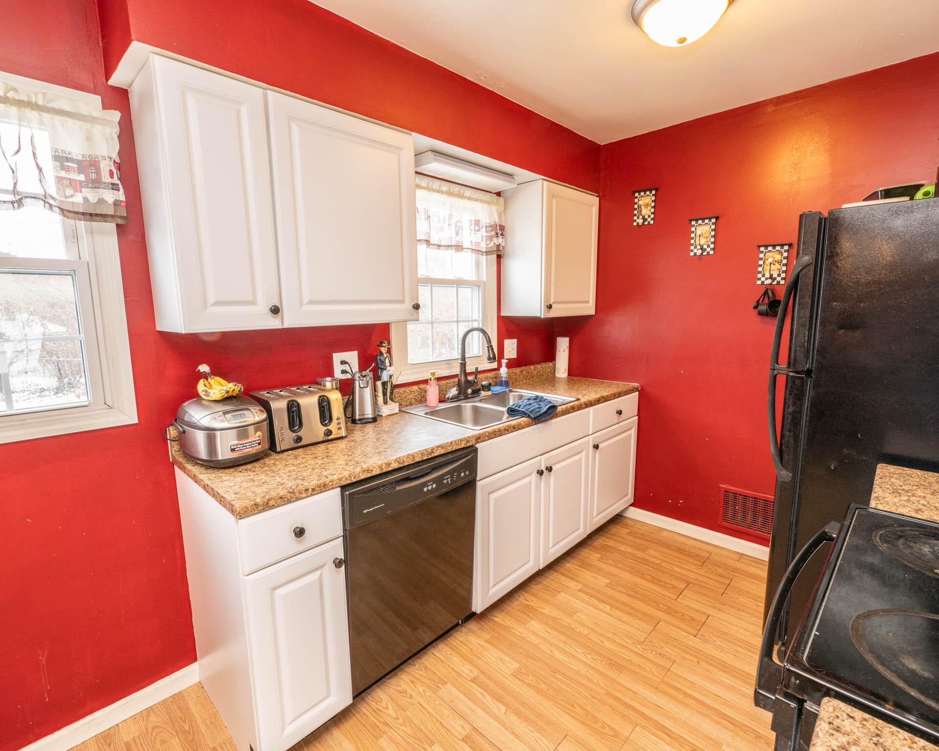 1222 Oakhill Avenue, Fairborn, Ohio 45324