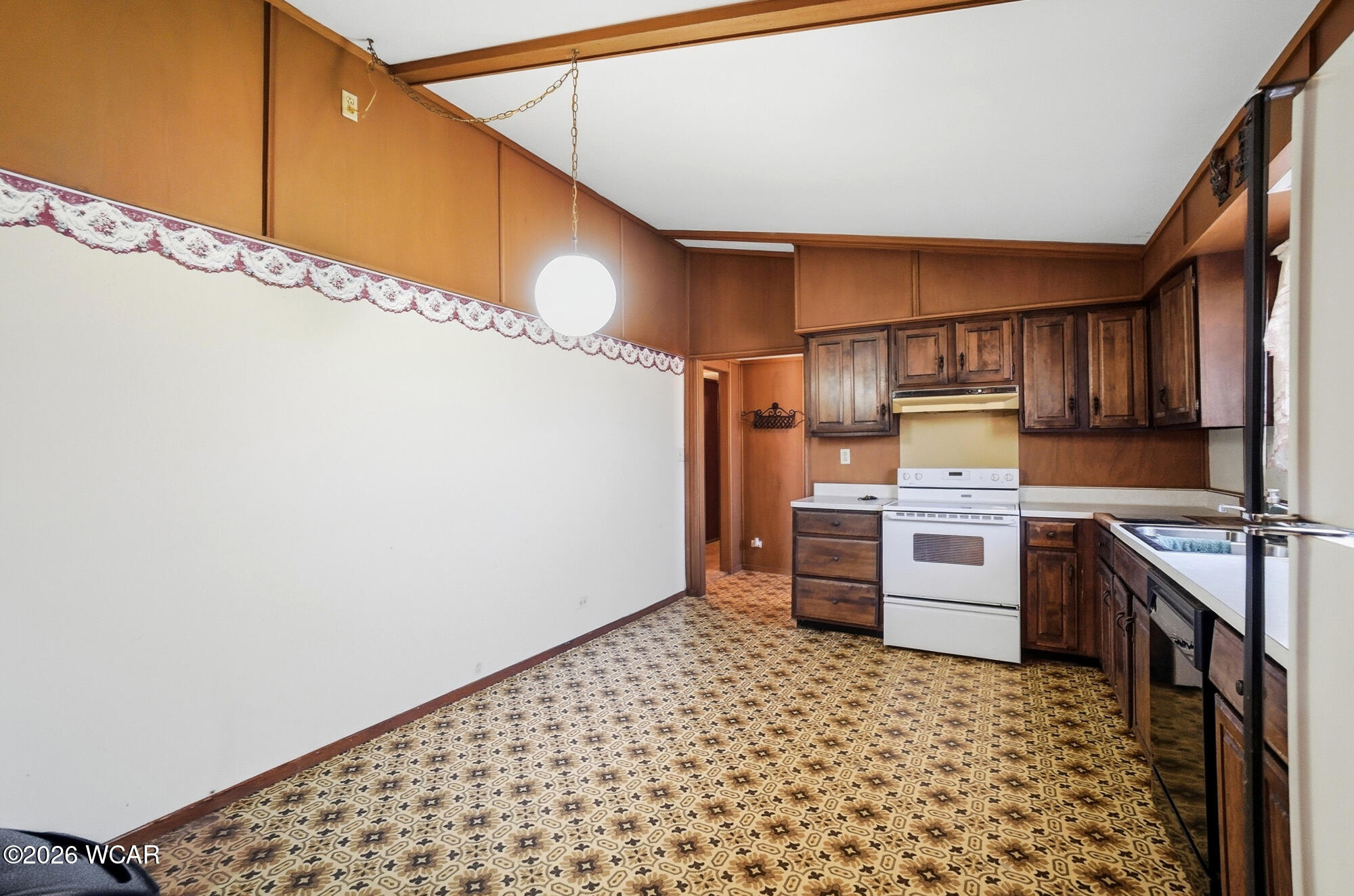 523 Jackson Street, Middle Point, Ohio