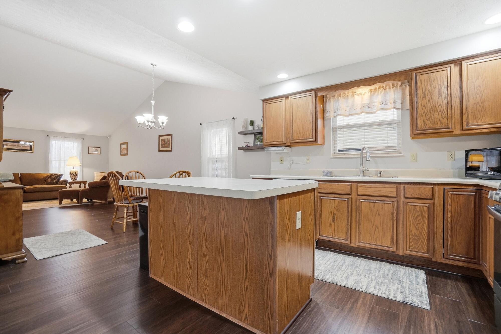 3942 Harris Lane, Springfield, Ohio 45503