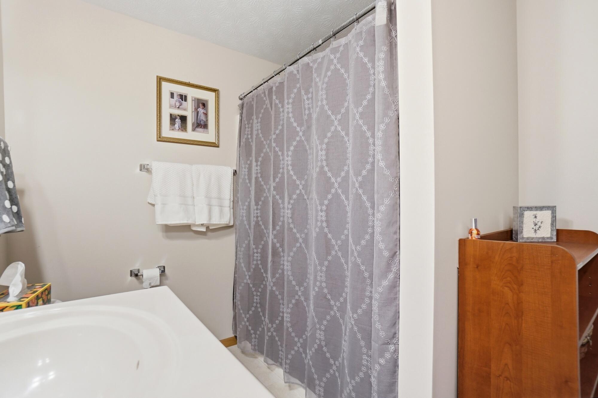 3942 Harris Lane, Springfield, Ohio 45503